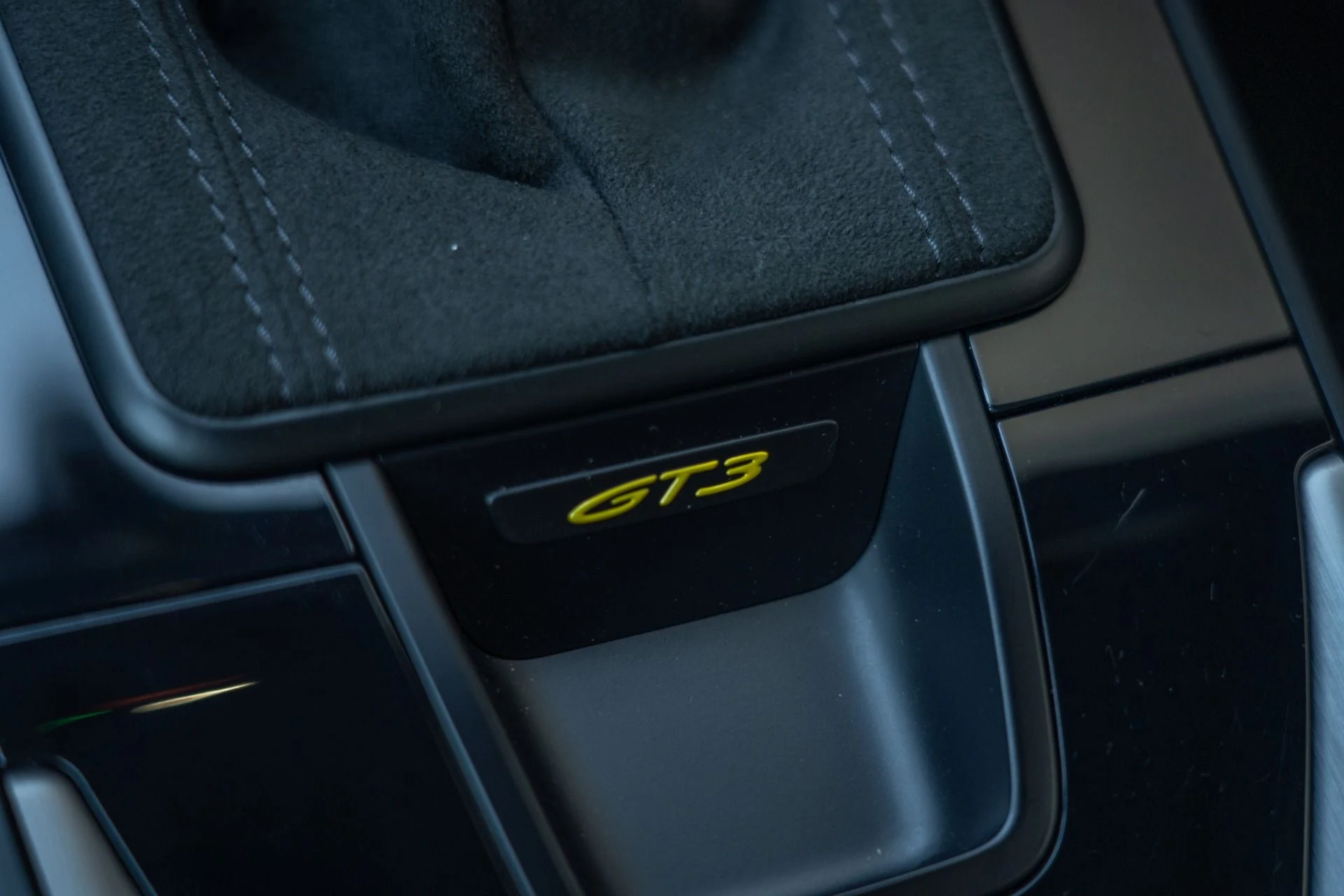 mph041_2886057738_Used_2022_Porsche_911_GT_3_1759443006_2aa81b3cdf