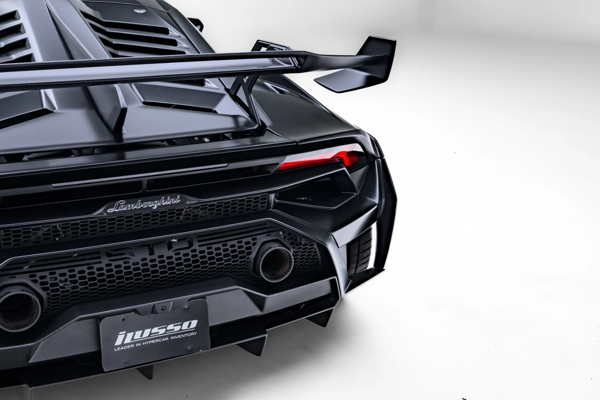 mph041_2897157226_Used_2022_Lamborghini_Huracan_STO_1771969691_9426a9580d