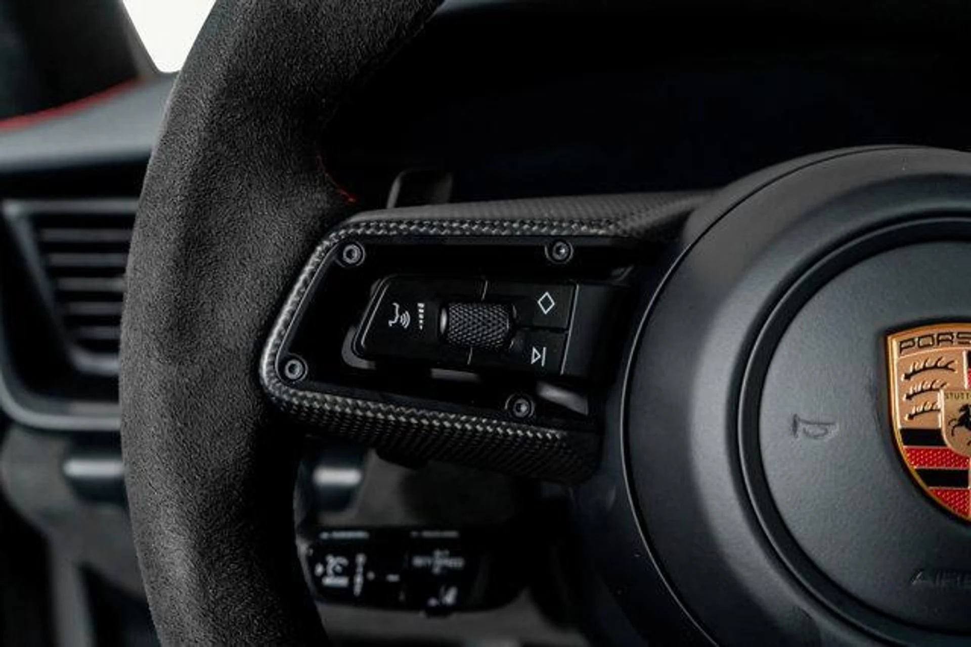 mph041_2903242712_Sui_Nfhl7dks_Ef3dw_K_l_OJQ_1_RY_74_106b0e8218