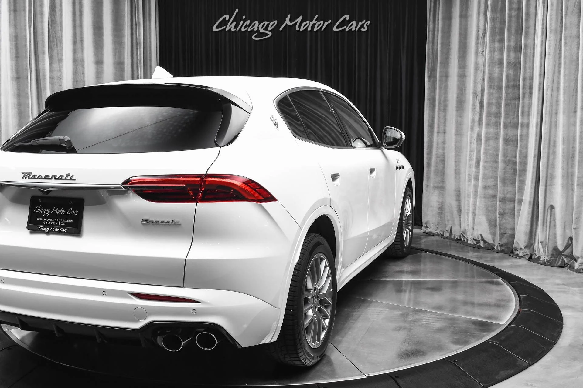 mph041_2907504890_13156_p42_l_3d08d1e3ed