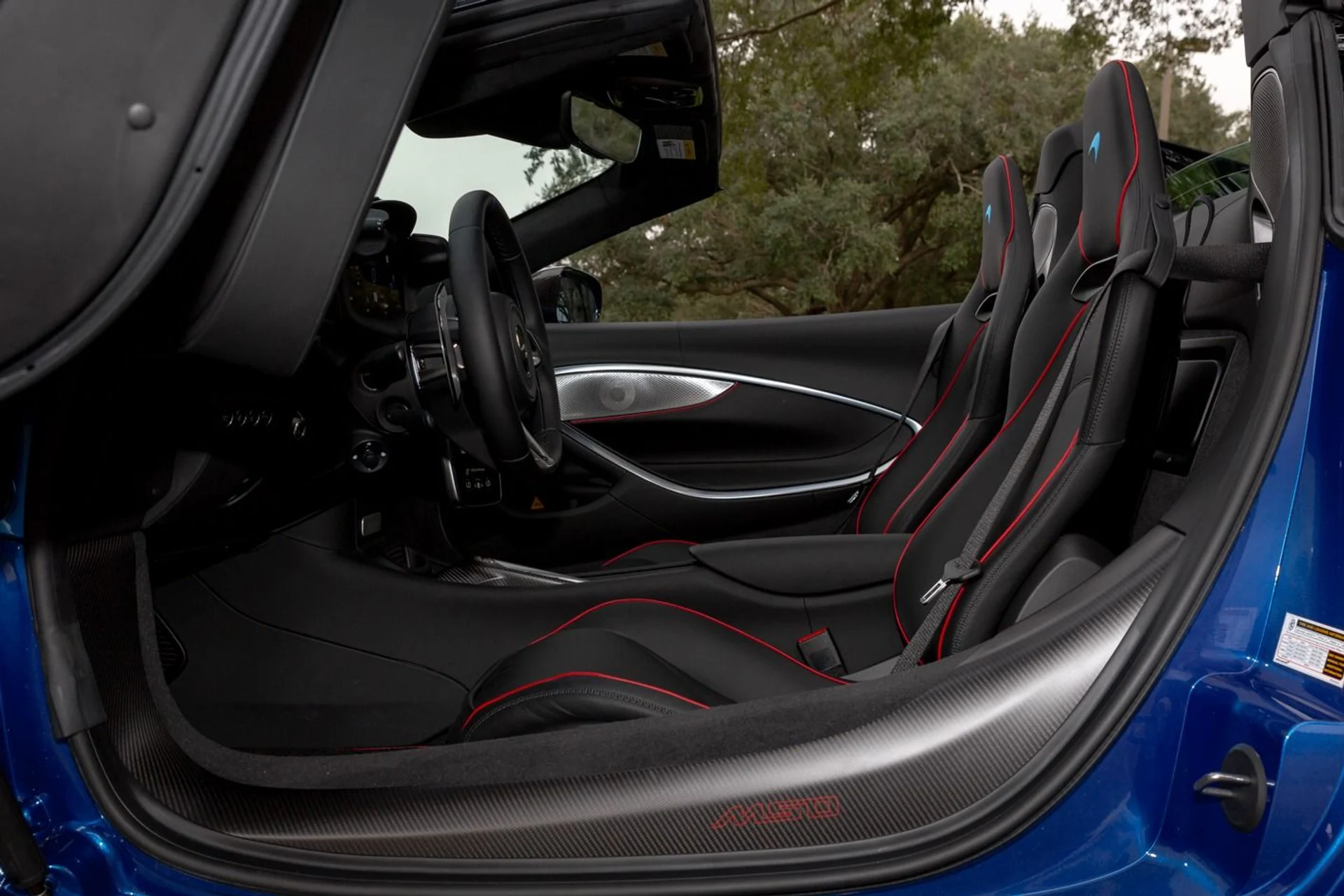 mph041_2920206594_458_p42_l_a9fa2d9a2c