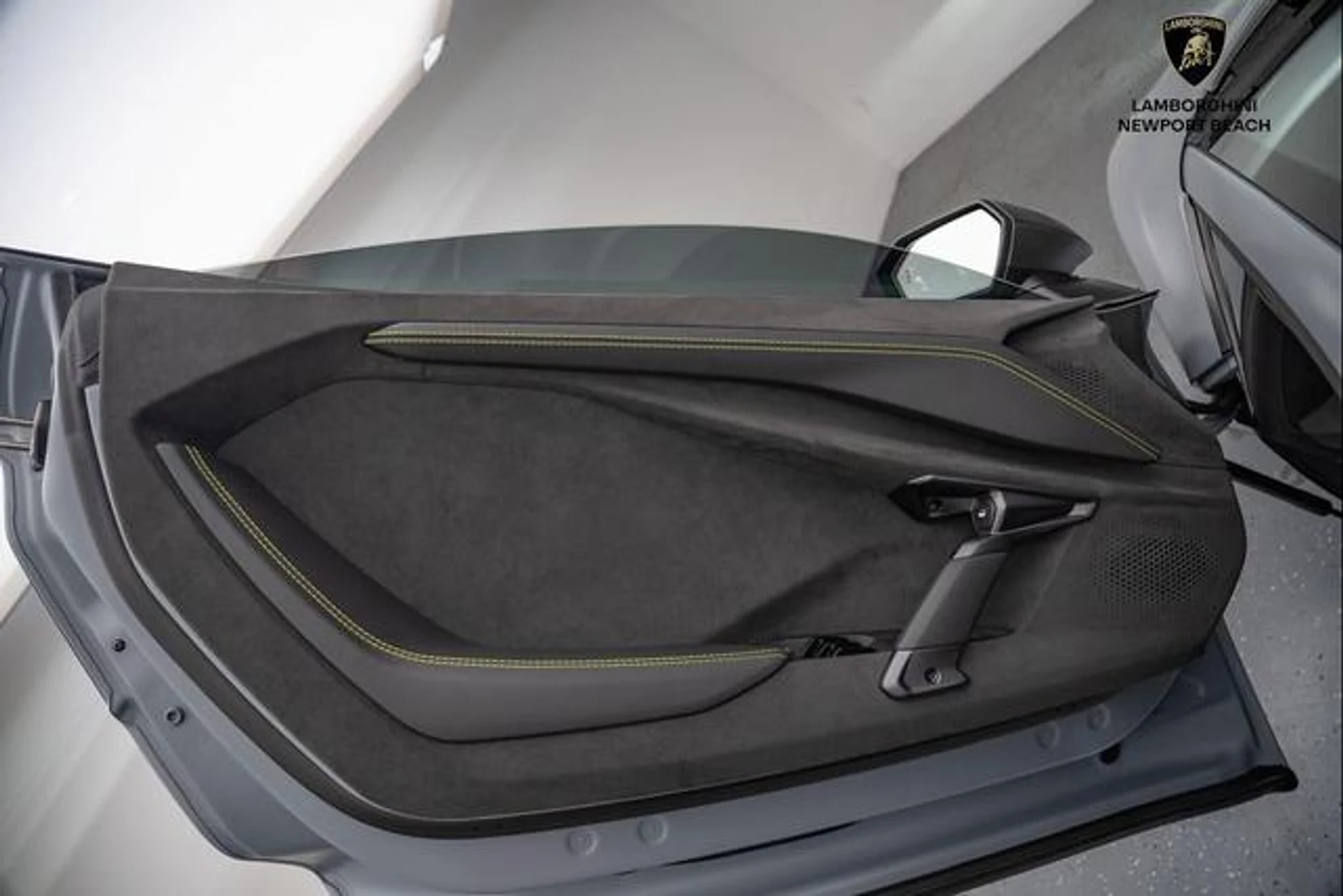 mph041_2929115656_qkcvb_L_Sgs_Vgm_Ho_Rvhz77l_F3_EP_4s_439b2ffe0d