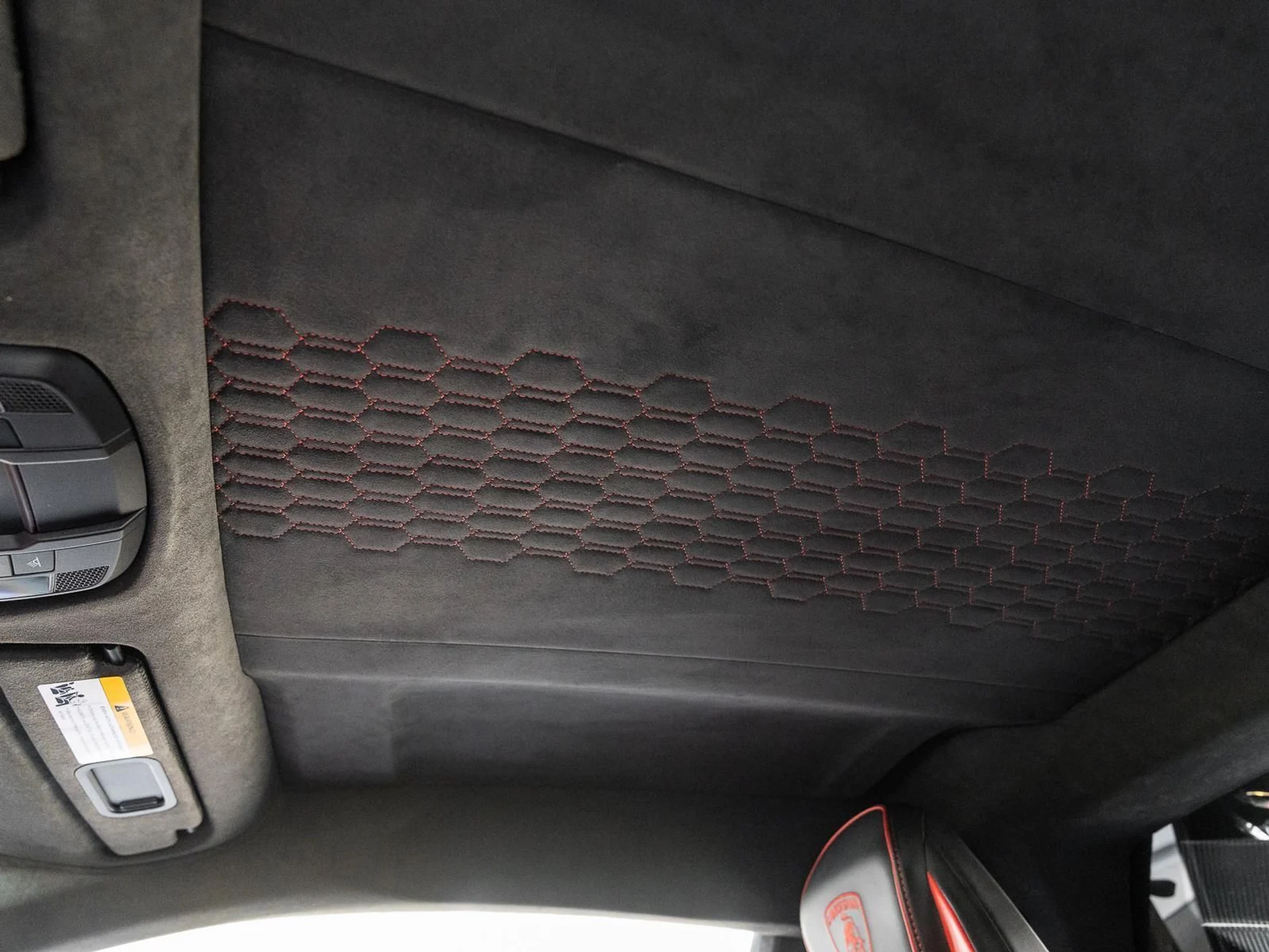 mph041_2954232398_Used_2024_Lamborghini_Revuelto_Coupe_1772801274_73f53fb578