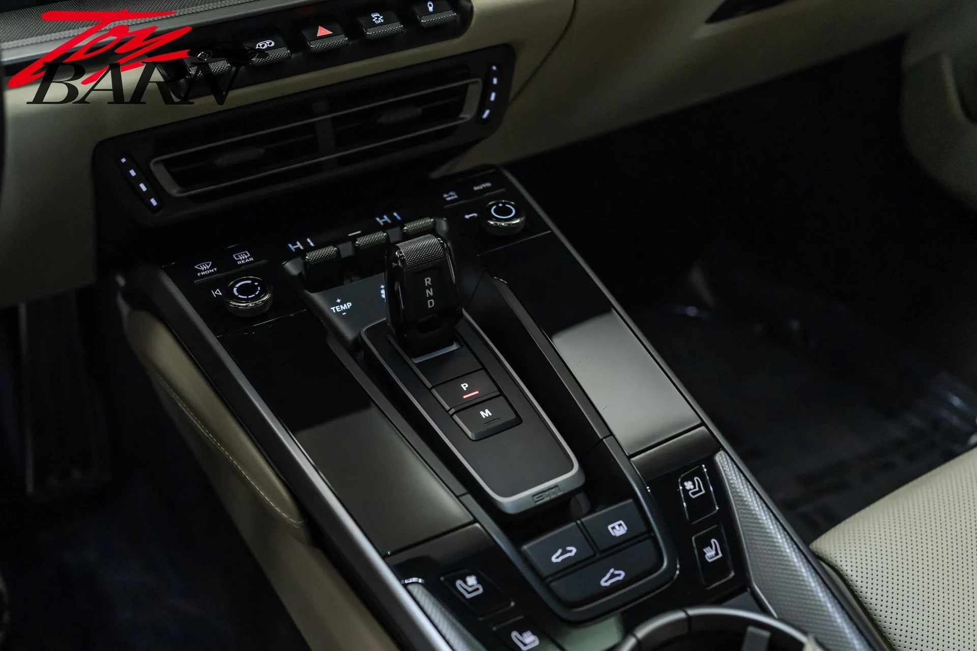 mph041_2973476874_9d7e27873699351a941c7f79e5e61d7ex_52e8f1d003