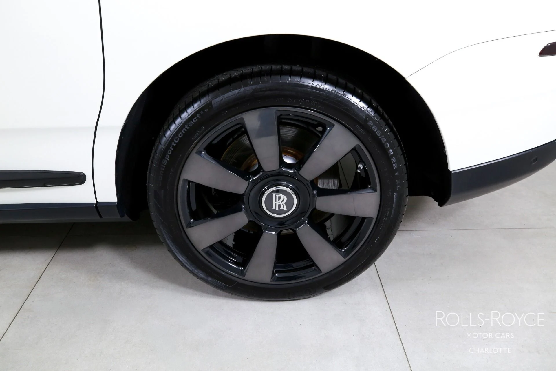 mph041_2976325949_Used_2019_Rolls_Royce_Cullinan_1771361502_a65c2aba01