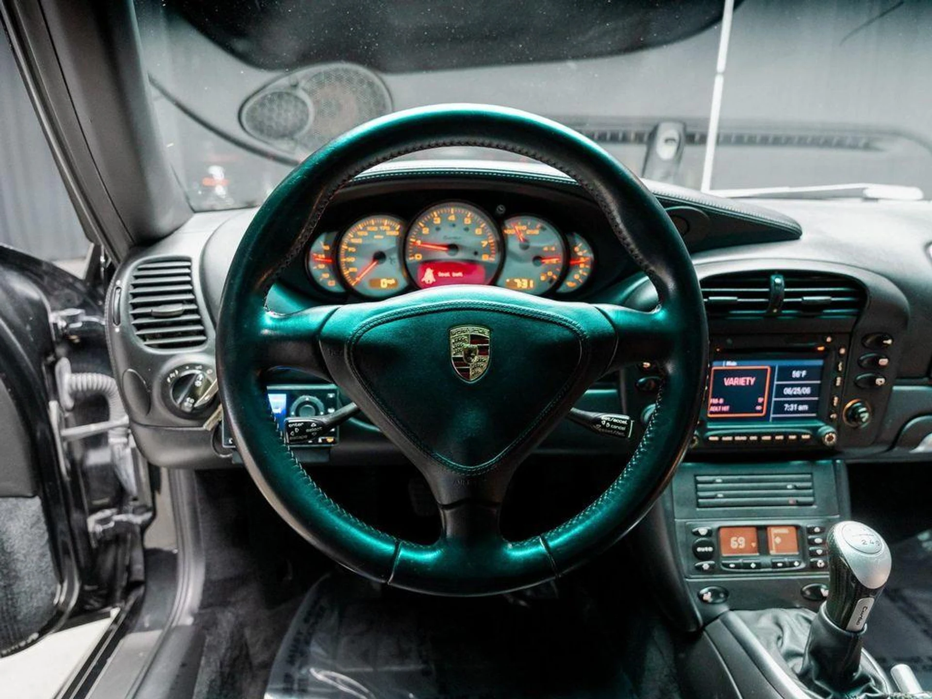 mph041_2994261644_s_Cl_Qmk_Zve_XJ_EAASKR_Kdpq12ws8_049b04e3ee