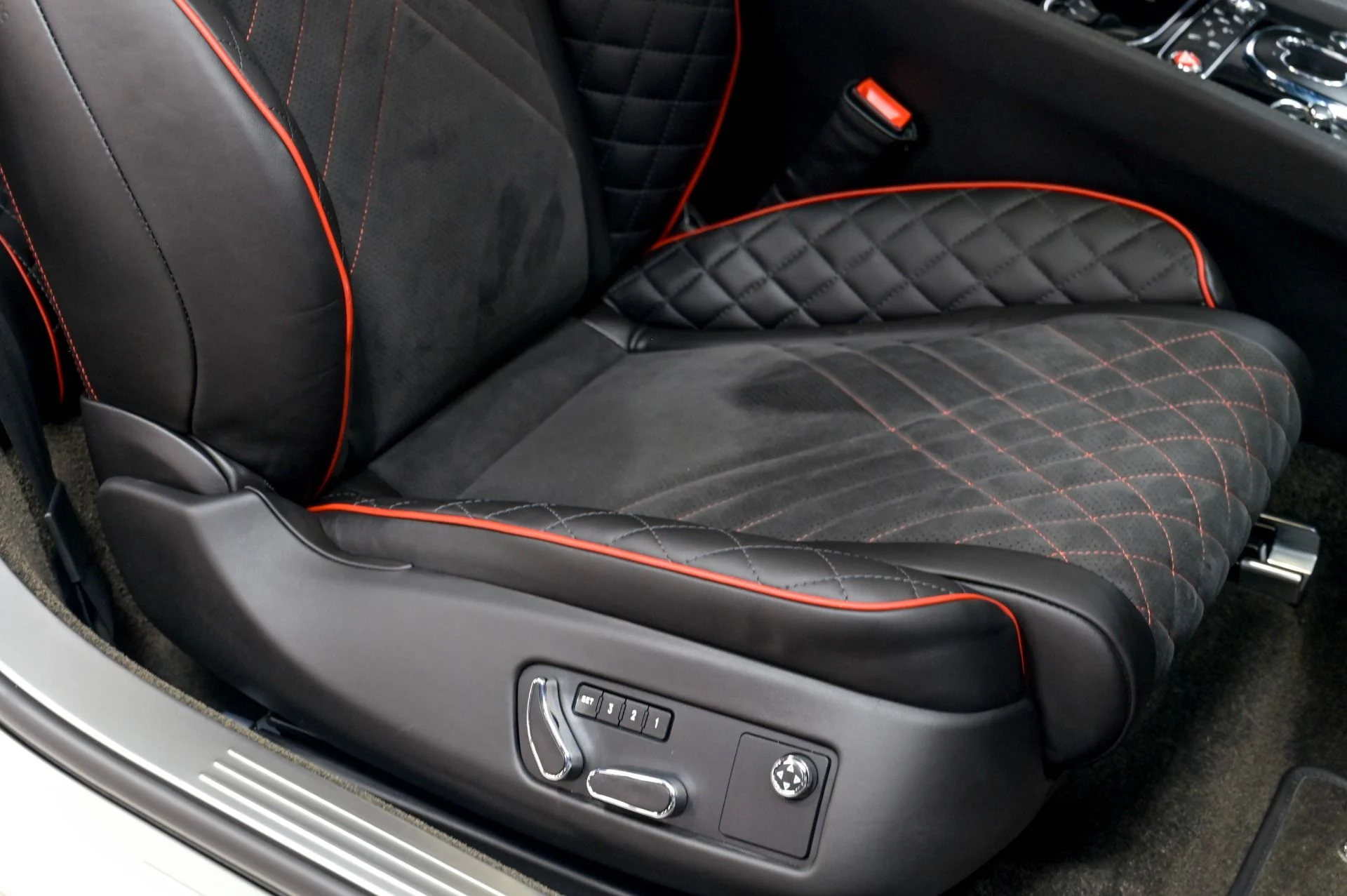 mph041_301150768_Used_2017_Bentley_Continental_GT_Supersports_1782757746_d0bc2d8a13