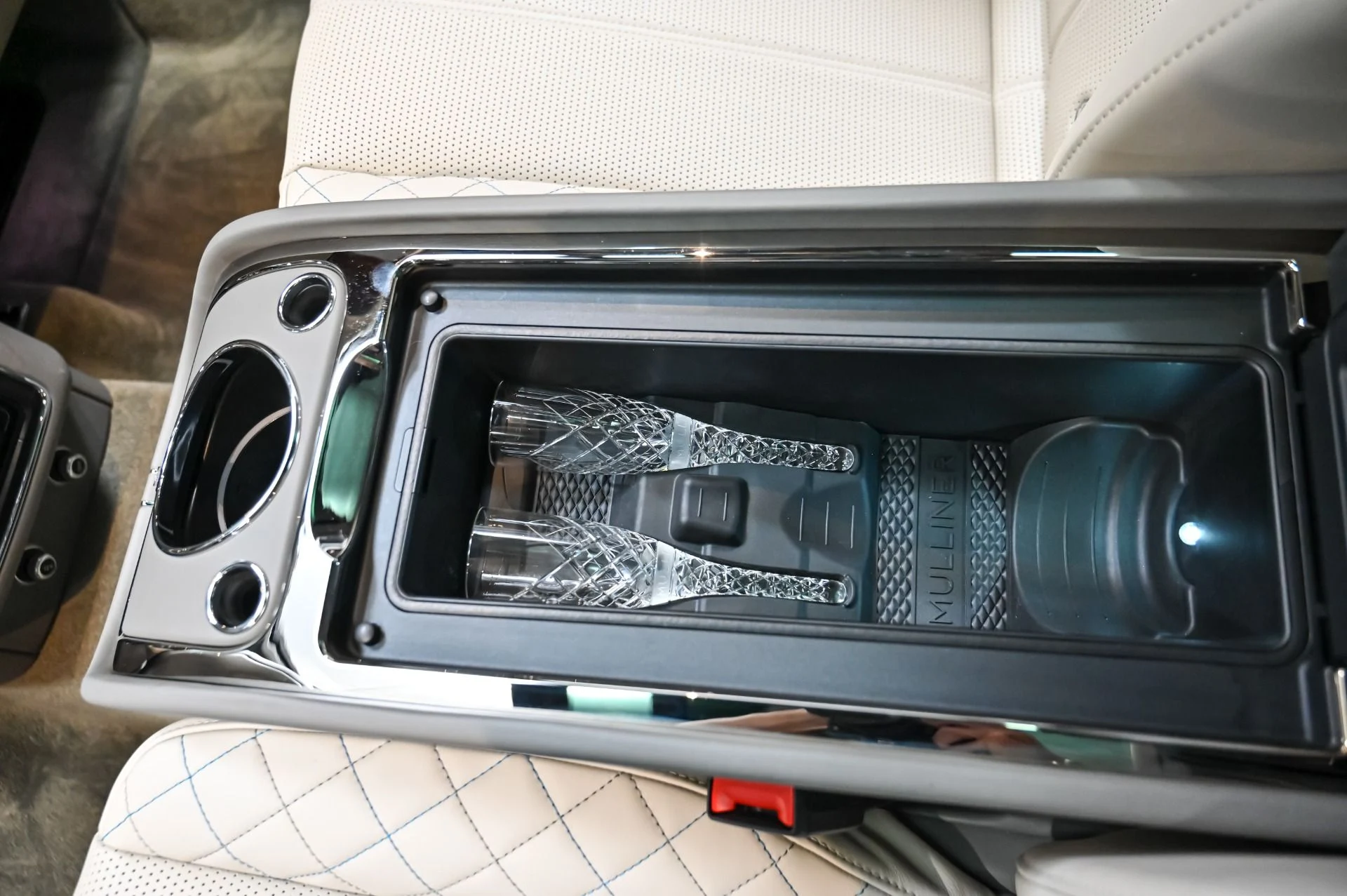 mph041_3023103080_Used_2018_Bentley_Bentayga_Mulliner_1757711699_5b7f10201a