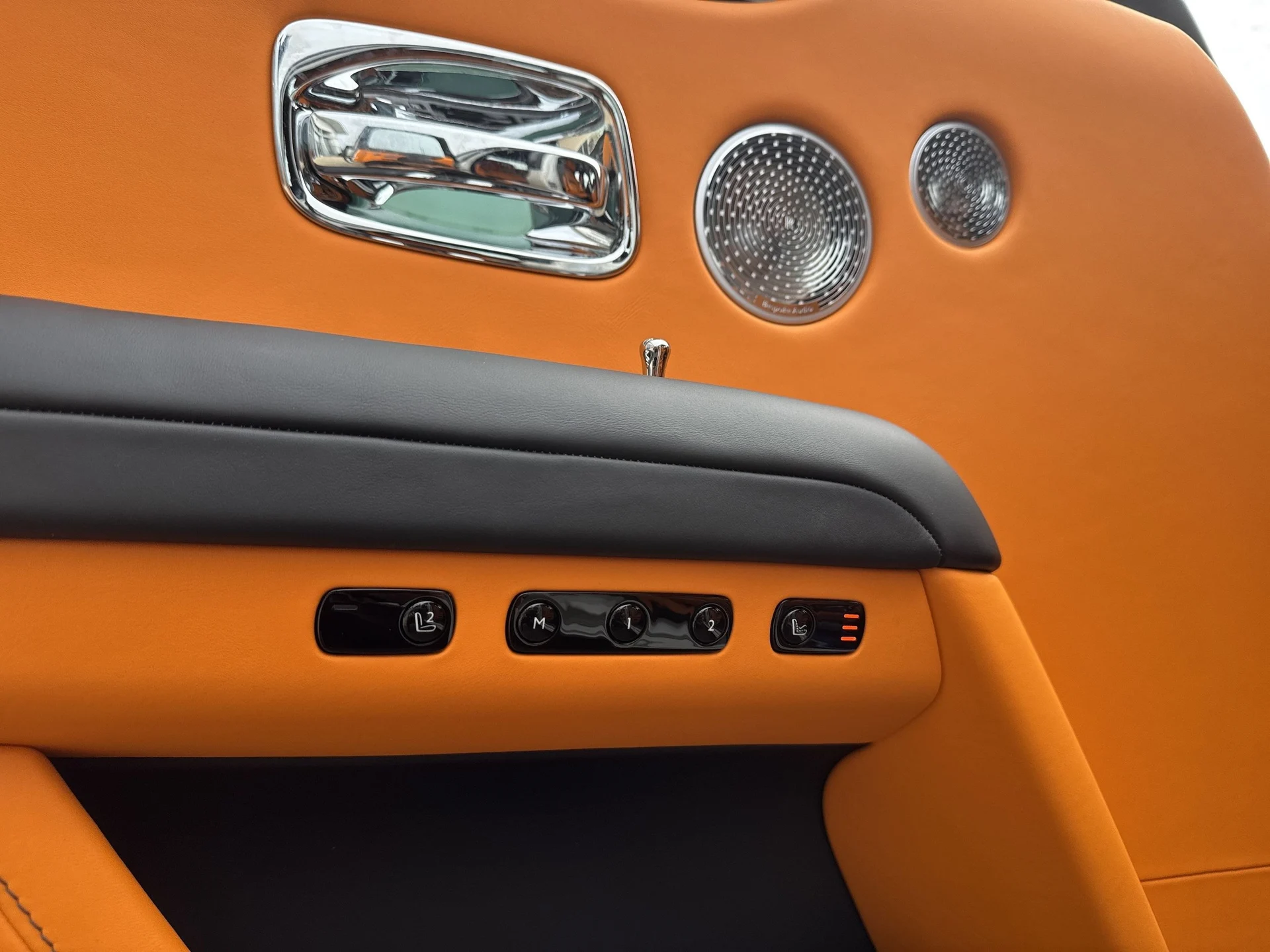 mph041_3042857166_256950e759951f5b1cf021761db818ffx_1c960e2d2d