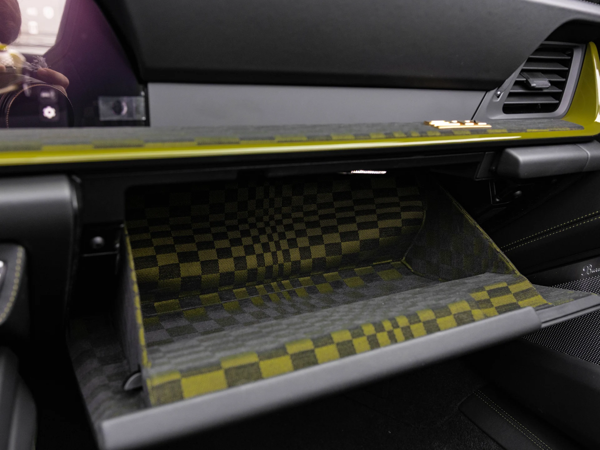 mph041_3056509497_4756da294db8af3bdbc12320038bed34_db1c116bc1