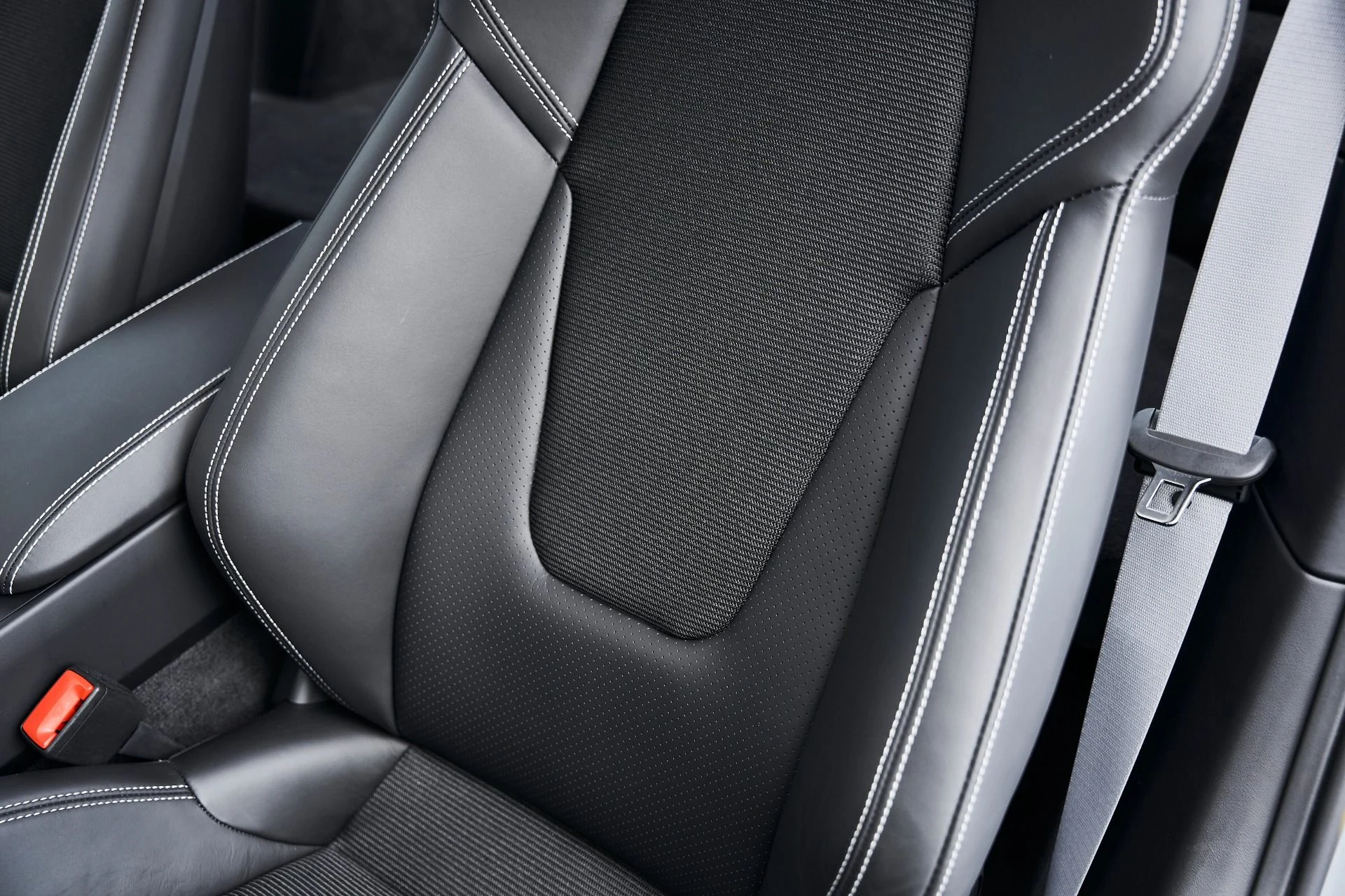 mph041_3067369463_Used_2023_Porsche_911_GT_3_1771295183_9ce50f0e97