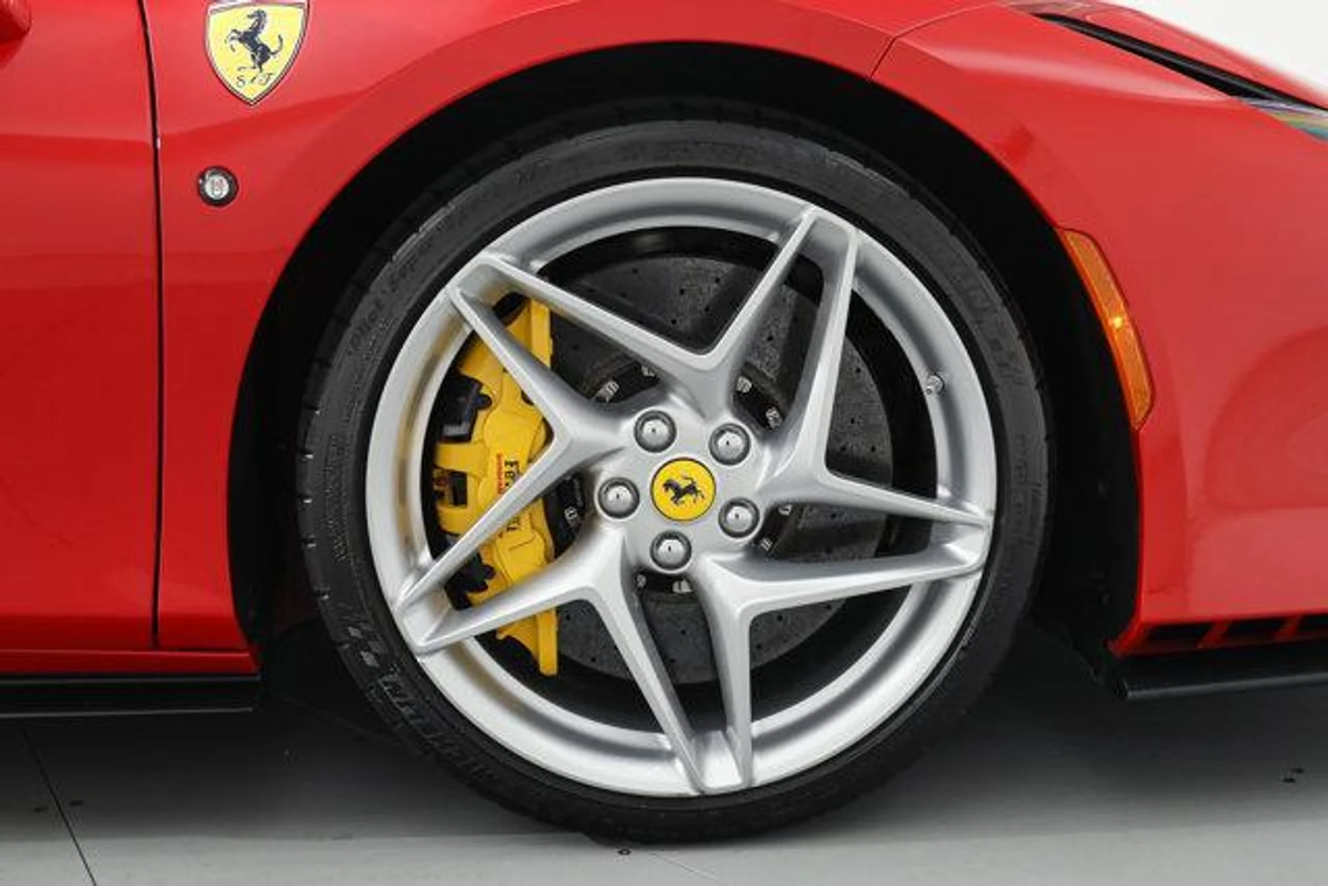 mph041_3084283416_Zv_I_Zz_Xc5_LLX_8y_Z_Uf_AAO_Ua_Beeoa8_2239d9db1f