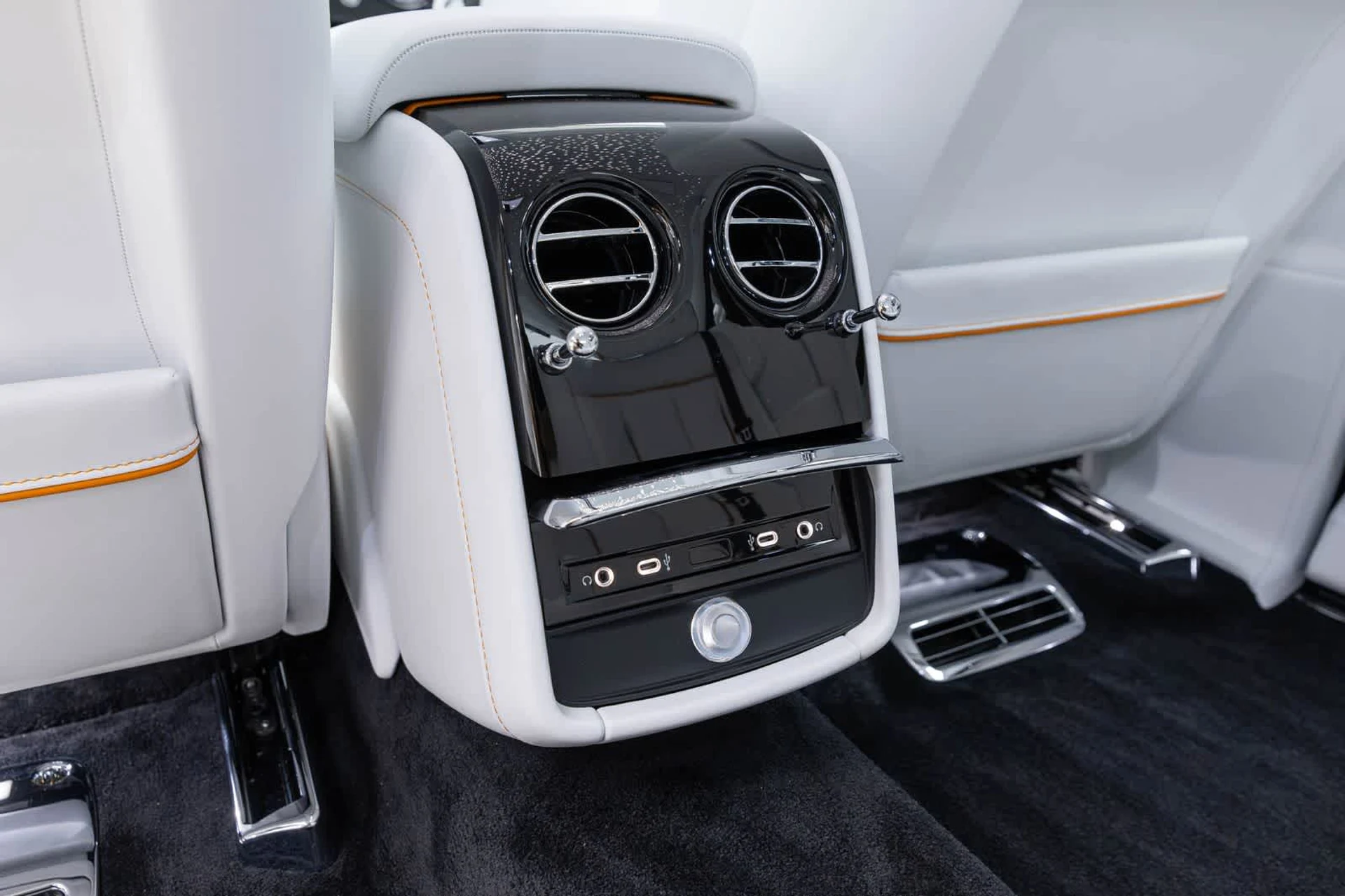 mph041_3091674896_42_dbcedc9f52