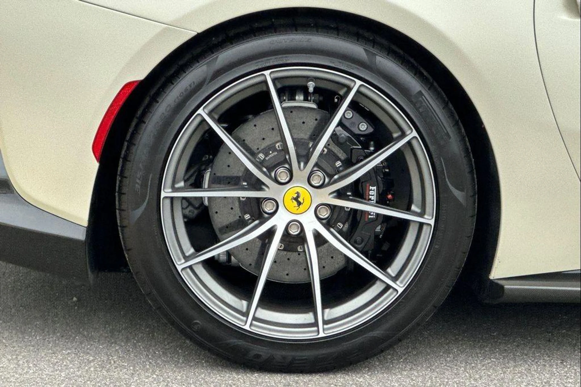 mph041_3095165431_a_G_Ogwi_M87_Dh_S60_Tmo92u_Rp6_Ghu8_ee1cc8f6d0