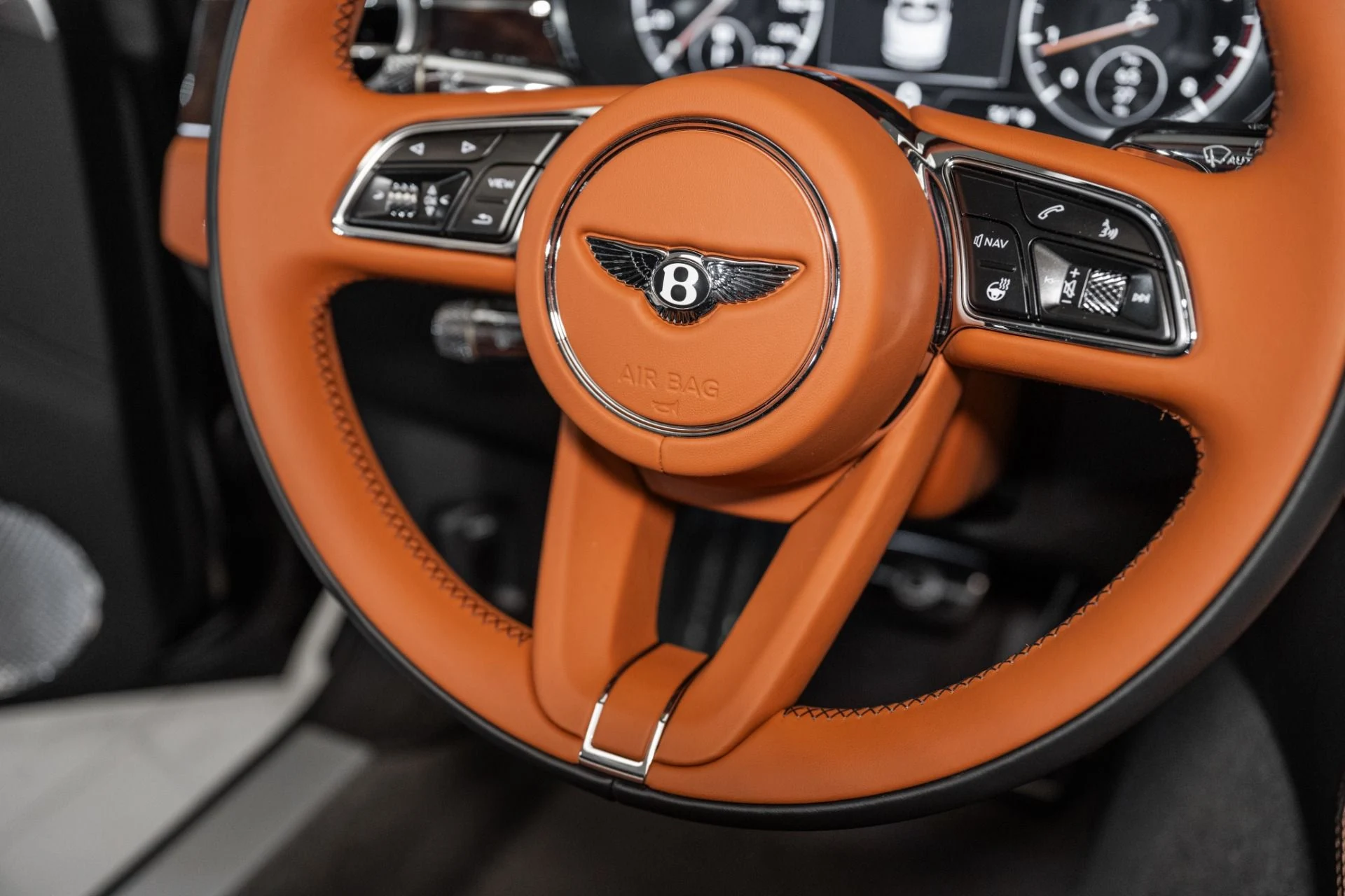 mph041_3096725961_Used_2024_Bentley_Continental_GTC_Edition_8_1734148322_6cc0d156d3