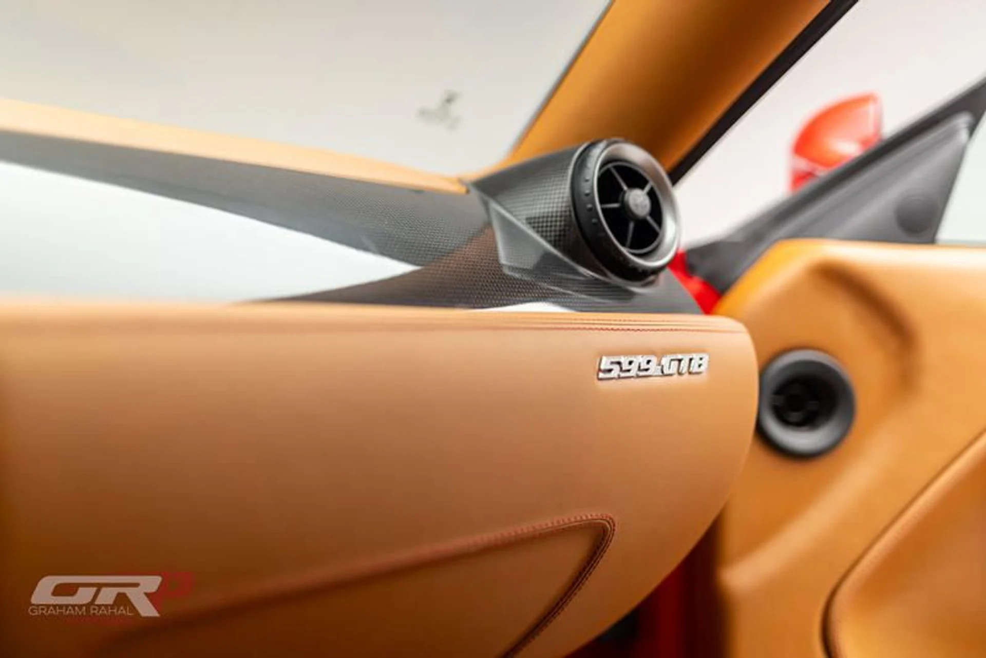 mph041_3105916100_F529_B9_D1_9030_4_F58_8381_9_AA_2_EB_399_E05_d247ae607b