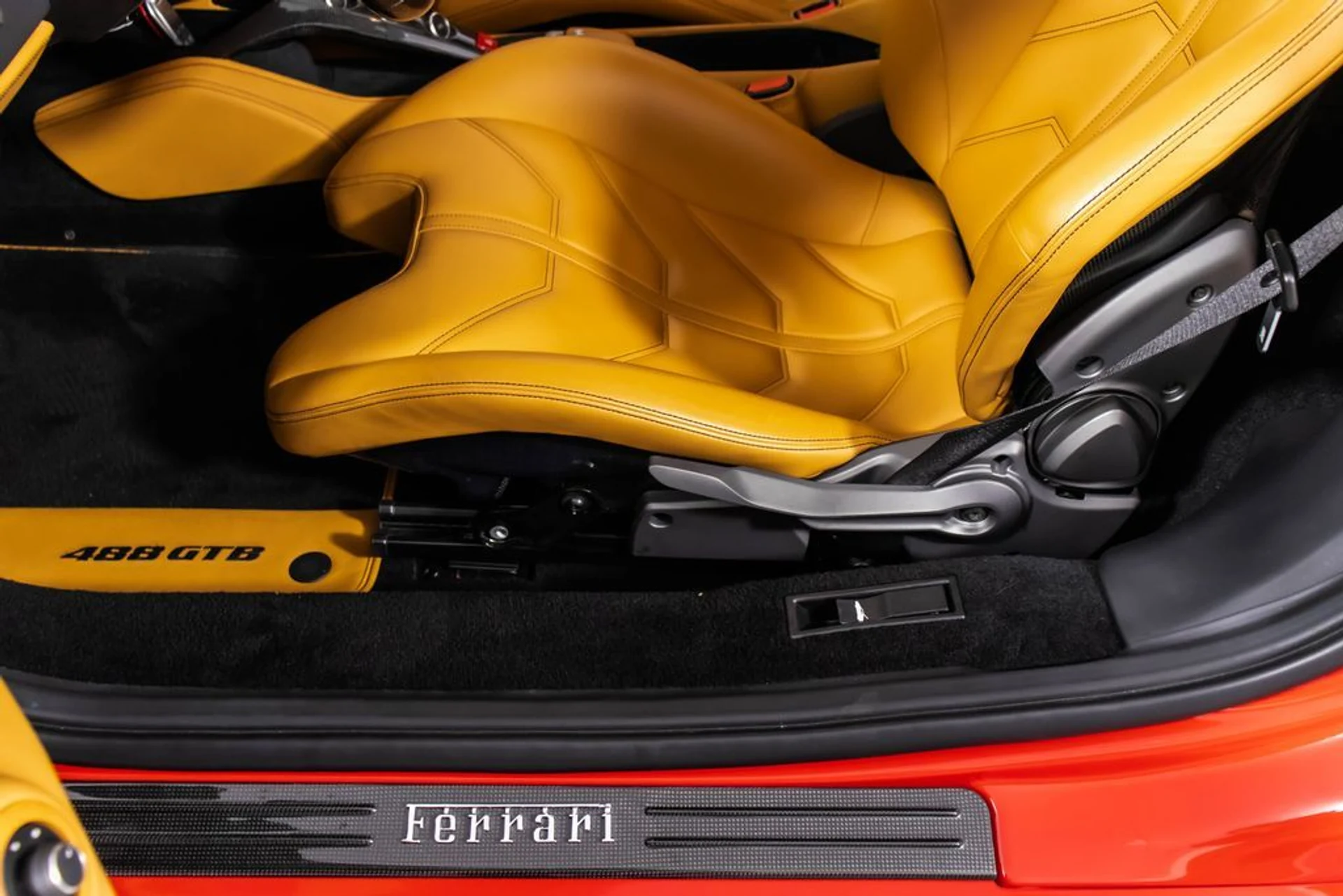 mph041_3114995925_4c92c3f00bc819c1682c486a8e8f6325x_3ec35ae355