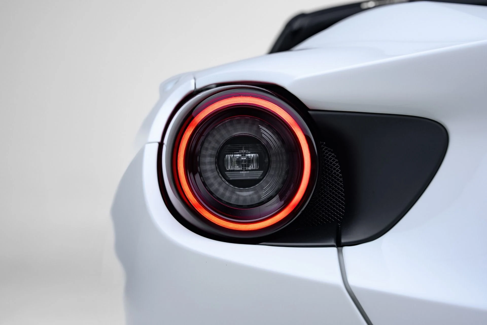 mph041_3135698859_Used_2022_Ferrari_Portofino_M_1773357506_195545fac4