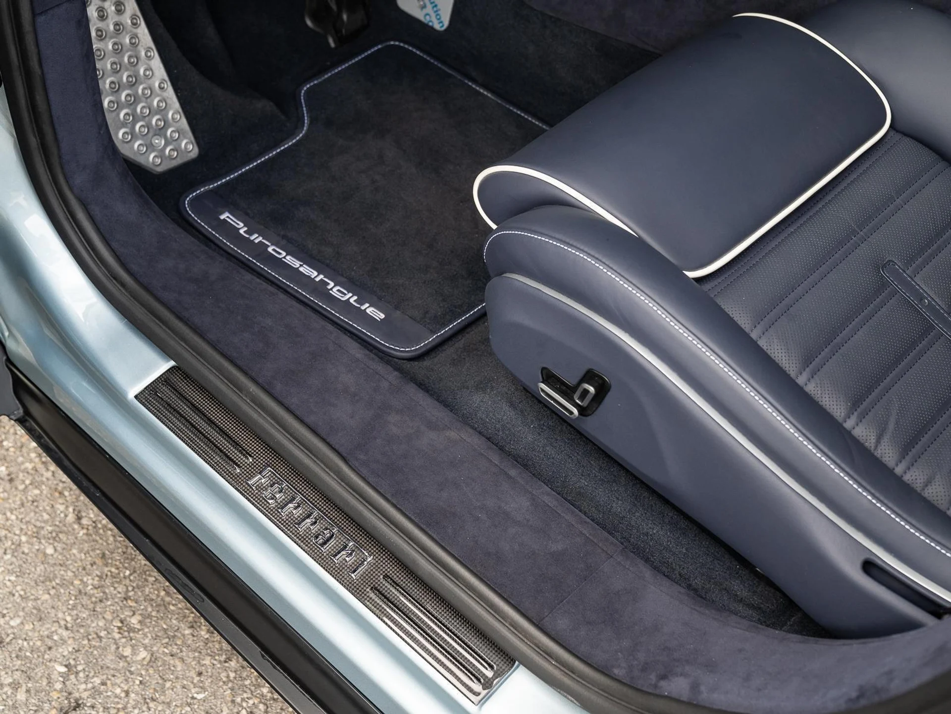 mph041_3168224339_Used_2025_Ferrari_Purosangue_AWD_1768385489_817cdceba5