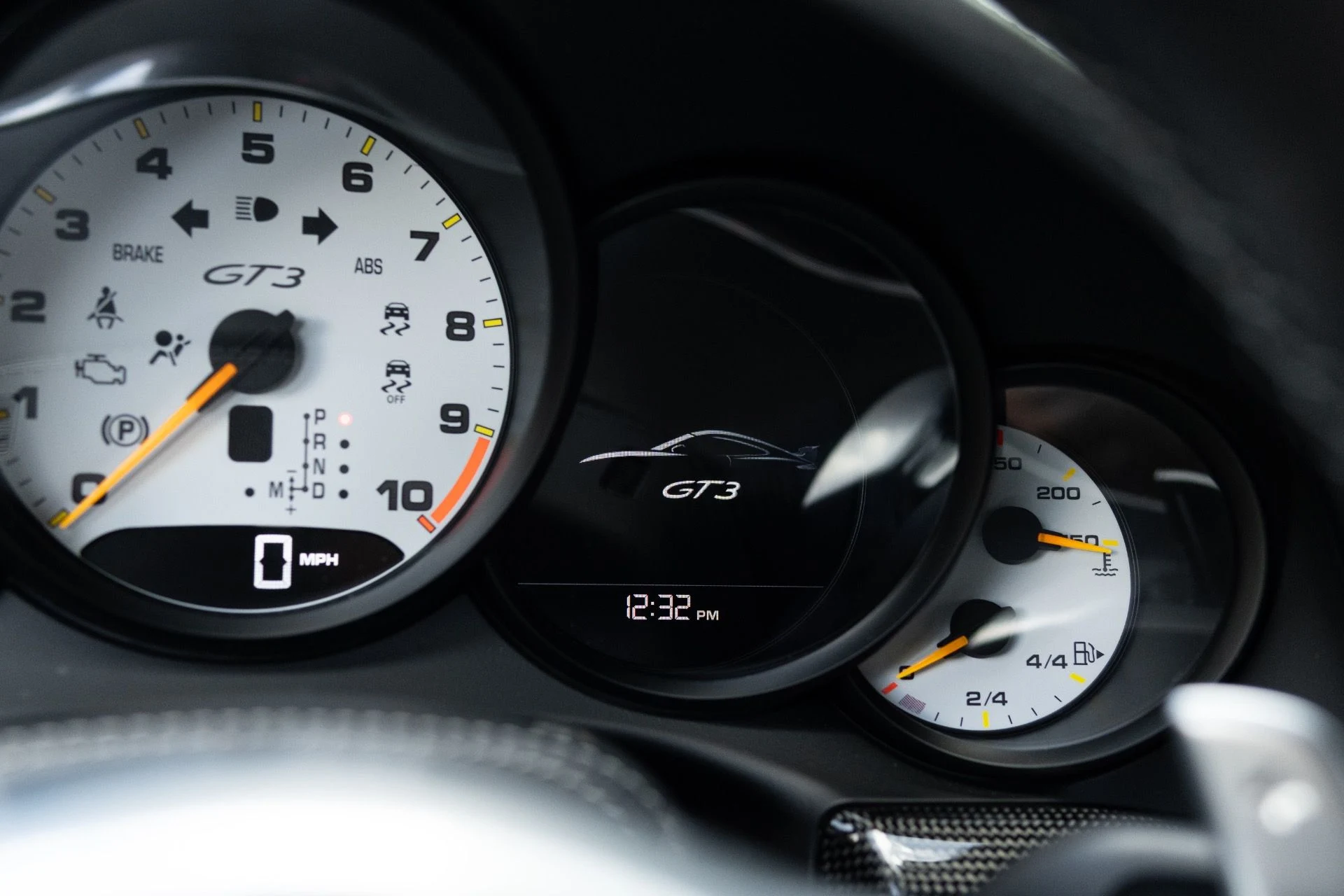 mph041_3170882894_Used_2015_Porsche_911_GT_3_1766771055_32ba45a62c