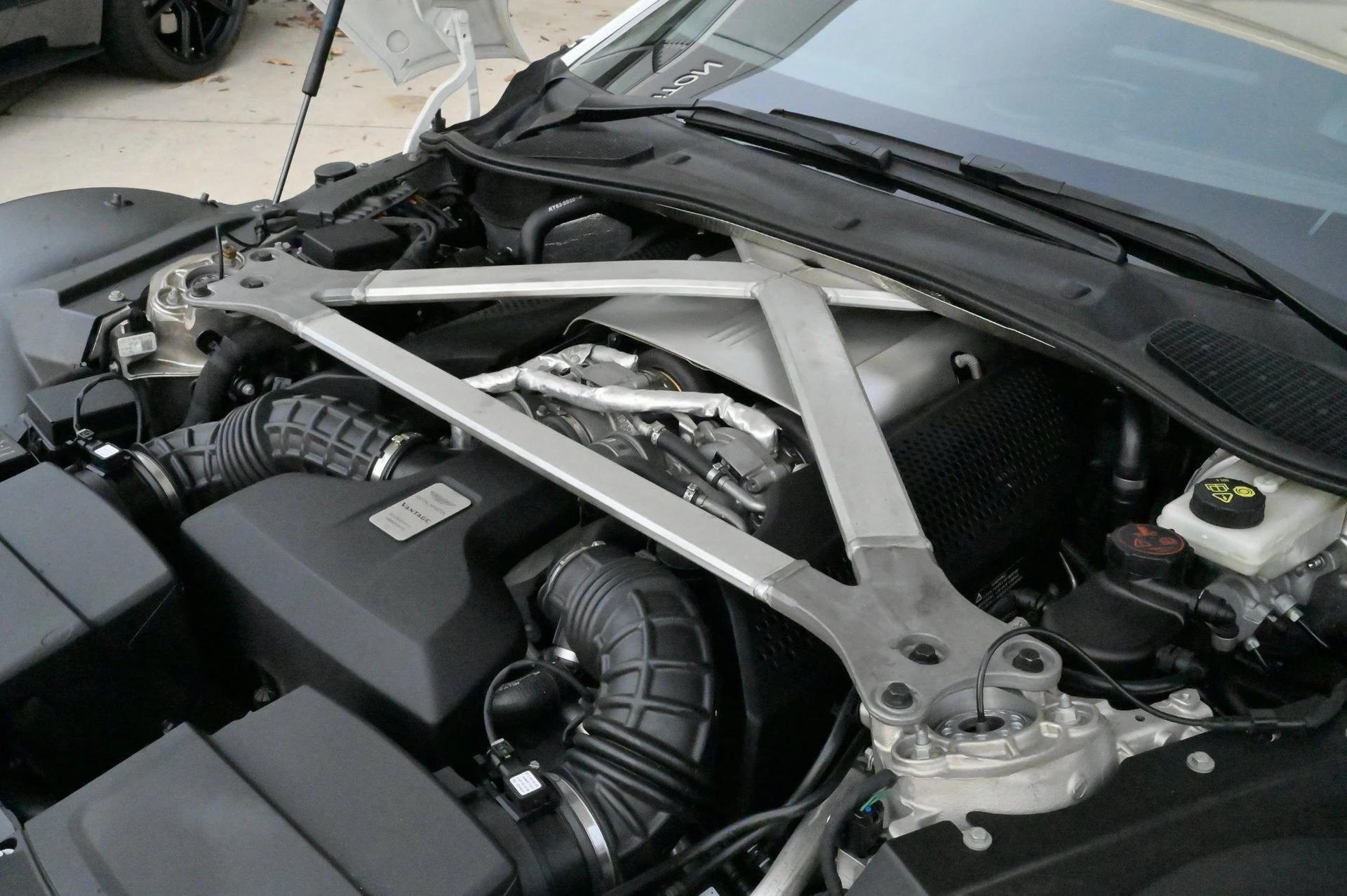 mph041_3176162132_b59c46172ad046089bce09780e4aafe2_1435bc1b6c