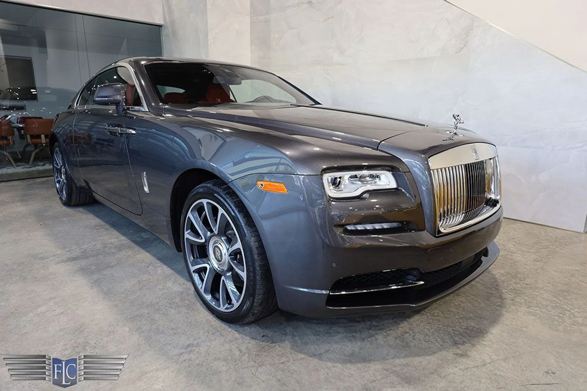 mph041_3183286321_used_2019_rolls_royce_wraith_coupe_9689_22263215_42_1024_58699f06d9