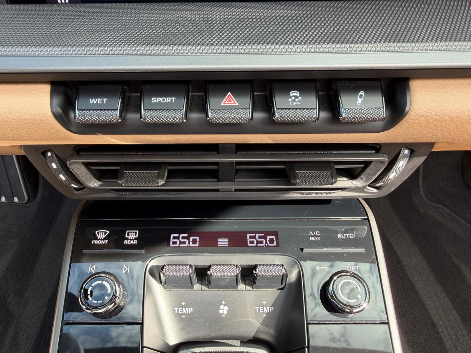 mph041_3192847465_Whats_App_Image_2025_12_19_at_1_02_00_PM_8_443033403e