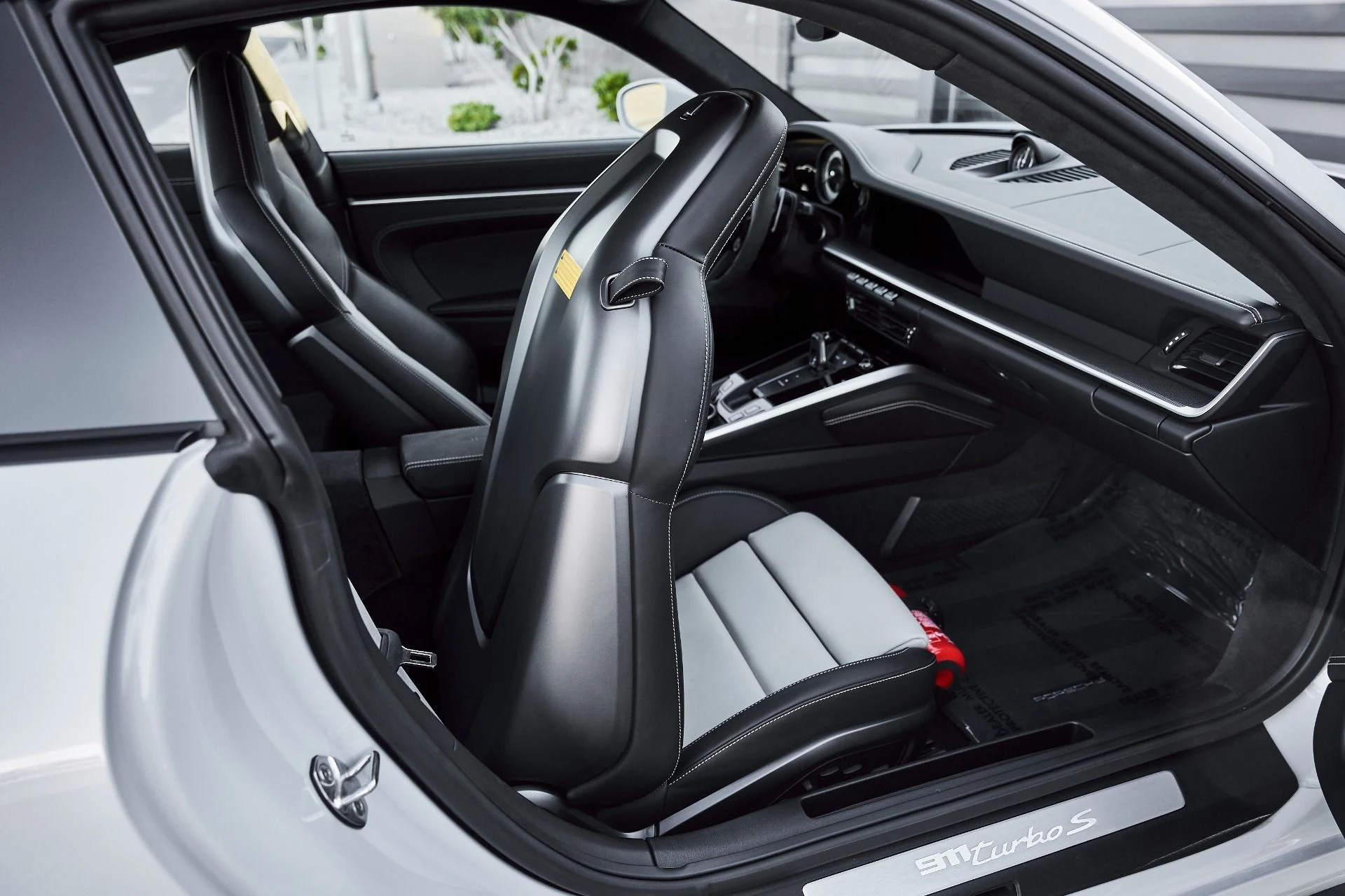 mph041_3202665955_Used_2023_Porsche_911_Turbo_S_1774404049_319986a554