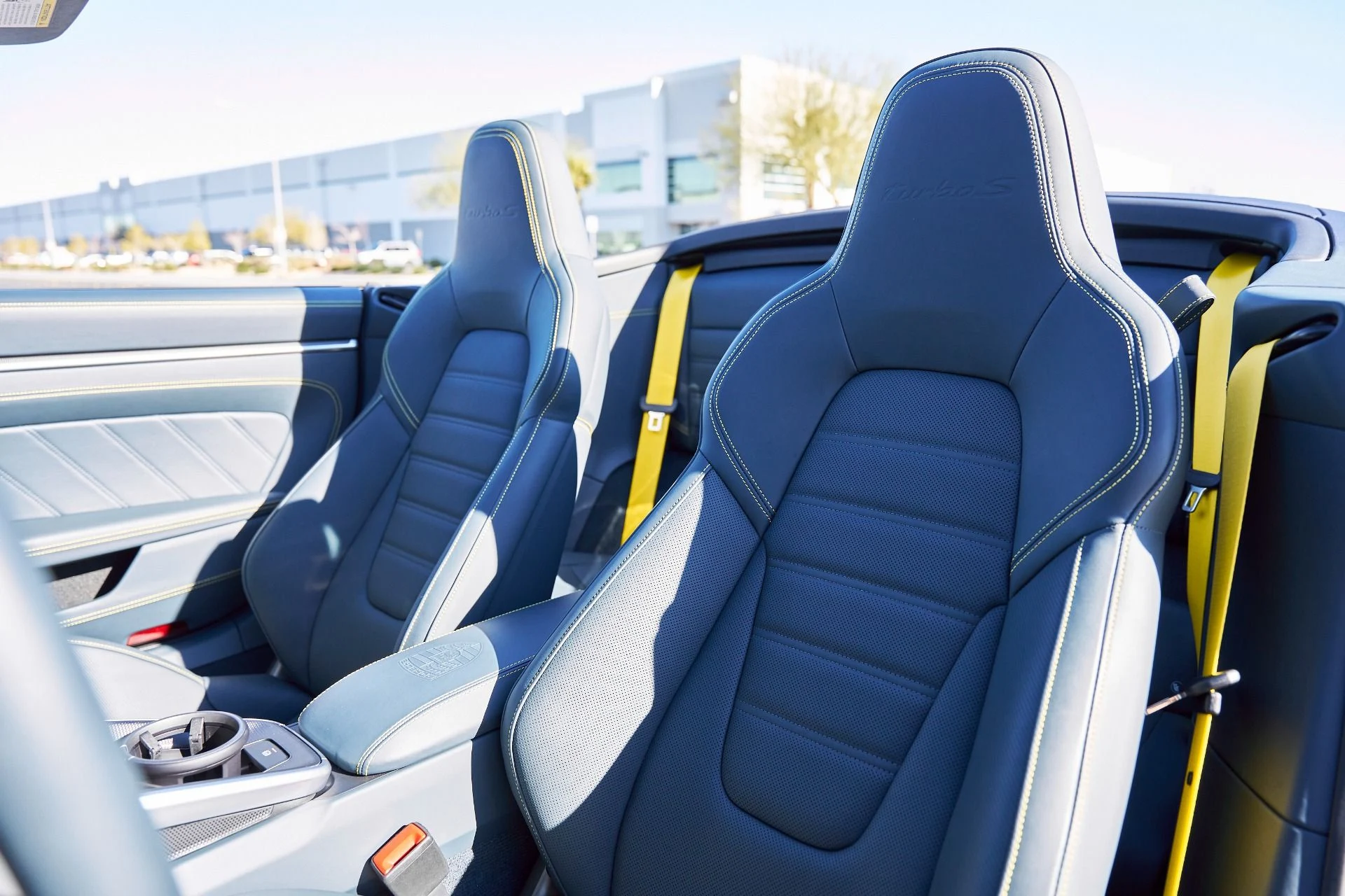 mph041_3213305564_Used_2024_Porsche_911_Turbo_S_1768438298_6f99b49997