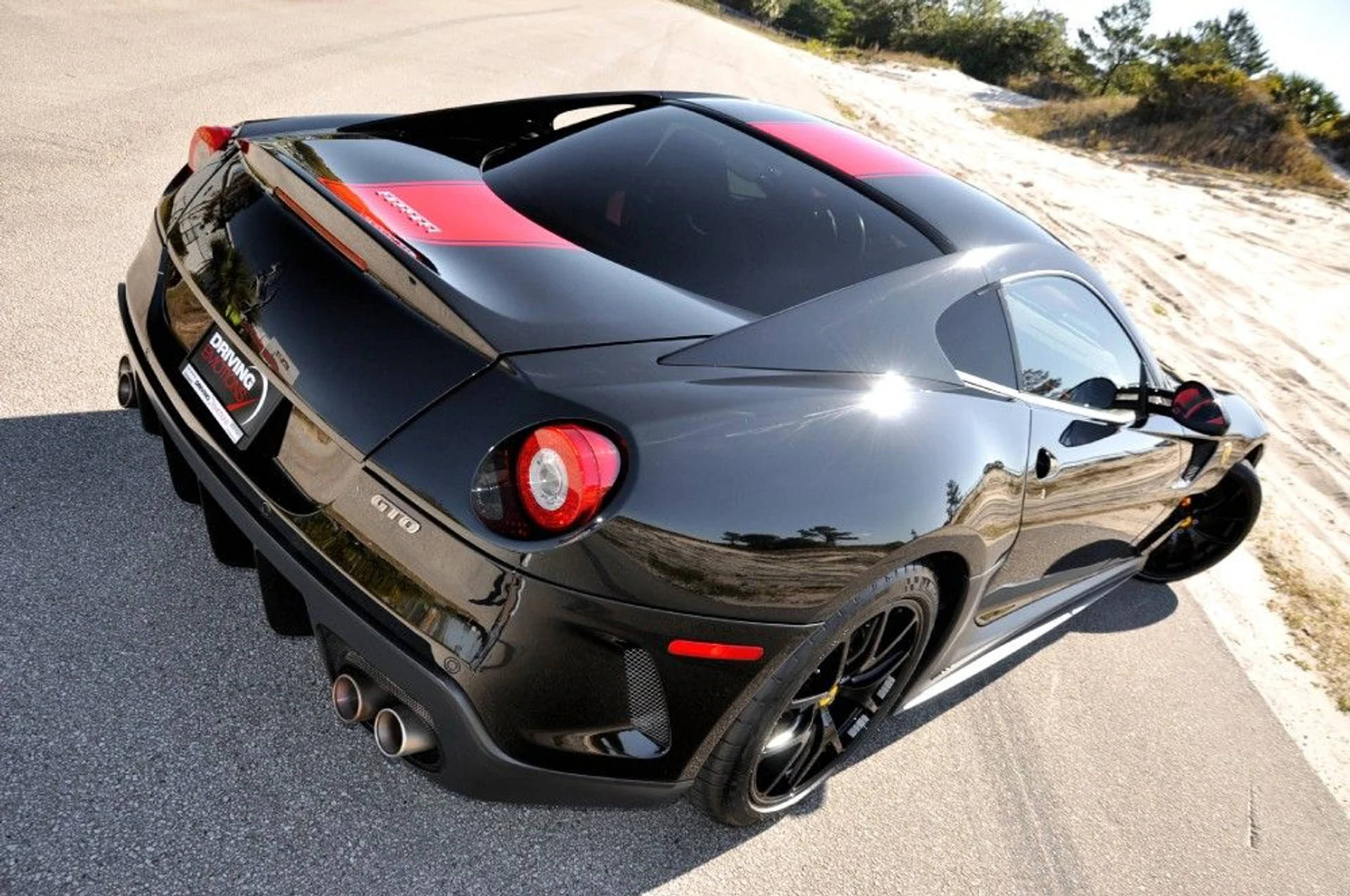 mph041_3230143791_82_p42_l_f1267fbf75