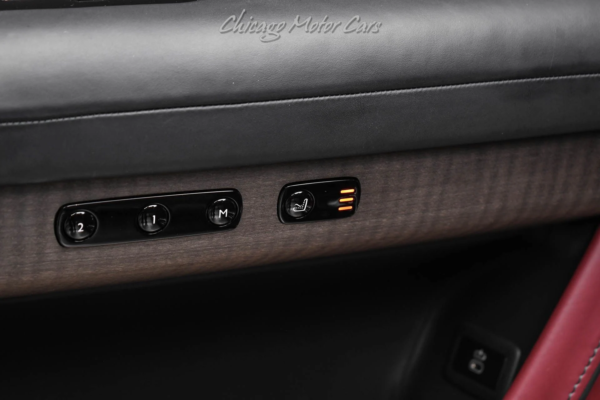 mph041_3242385200_13149_p42_l_c15155f37c