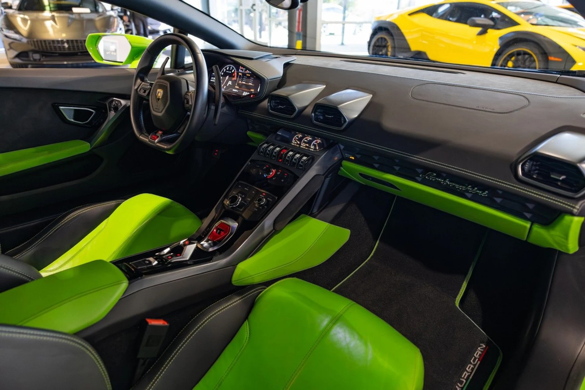 mph041_324648562_r_Q_246093f965