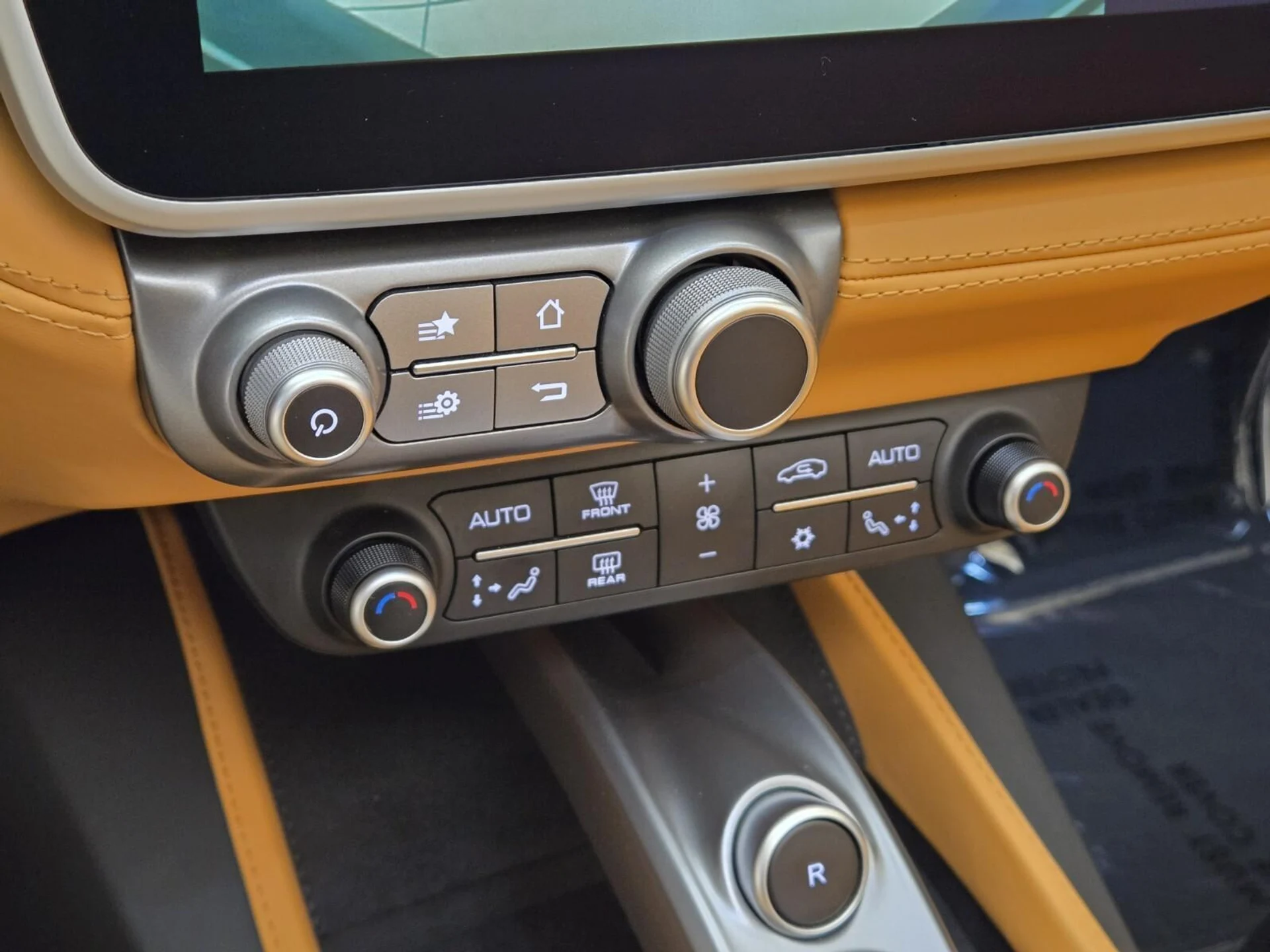 mph041_3261703798_Used_2019_Ferrari_Portofino_1762588102_b4bcdc5fd4