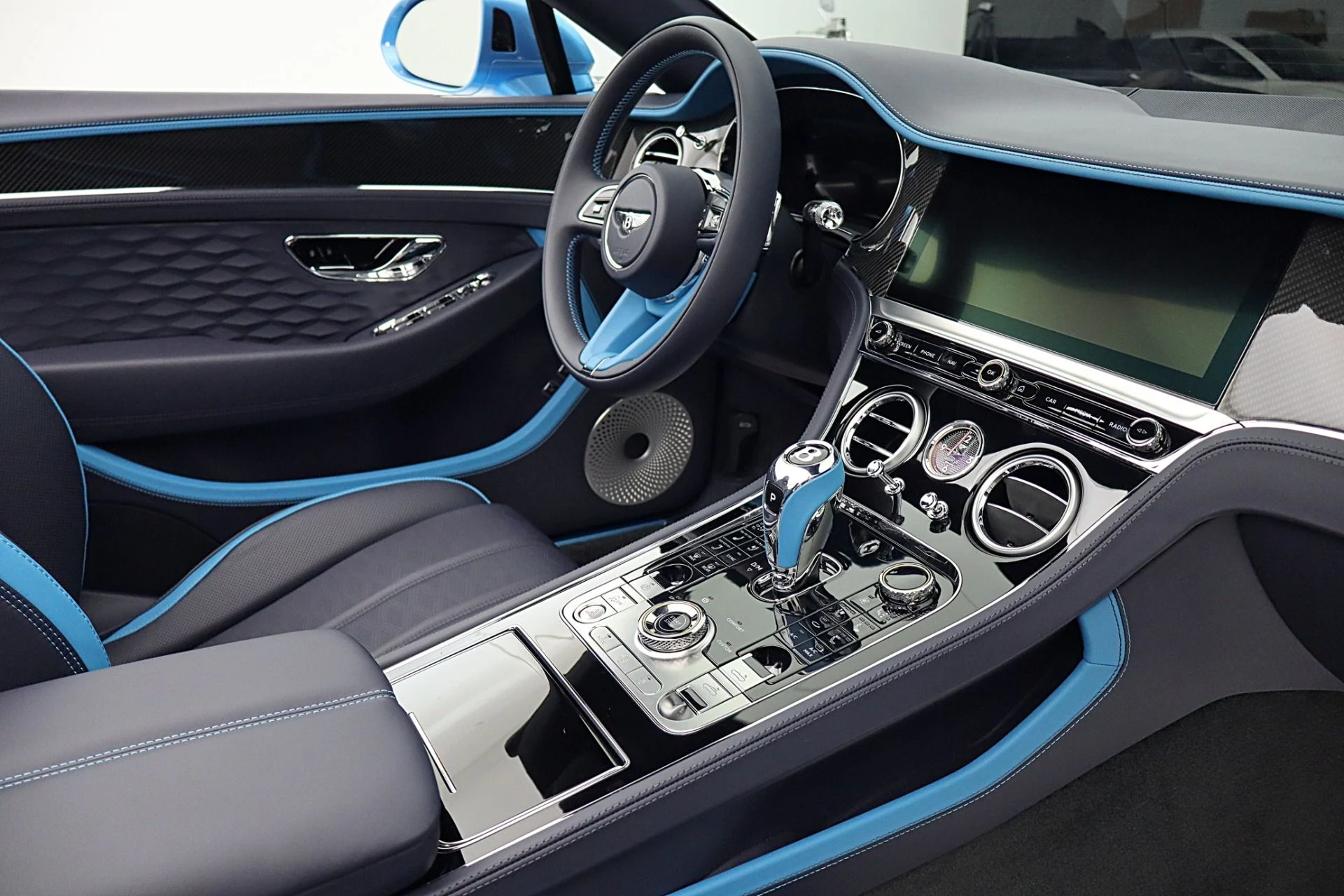 mph041_3264650424_New_2026_Bentley_Continental_GTC_Speed_6de10c00b4