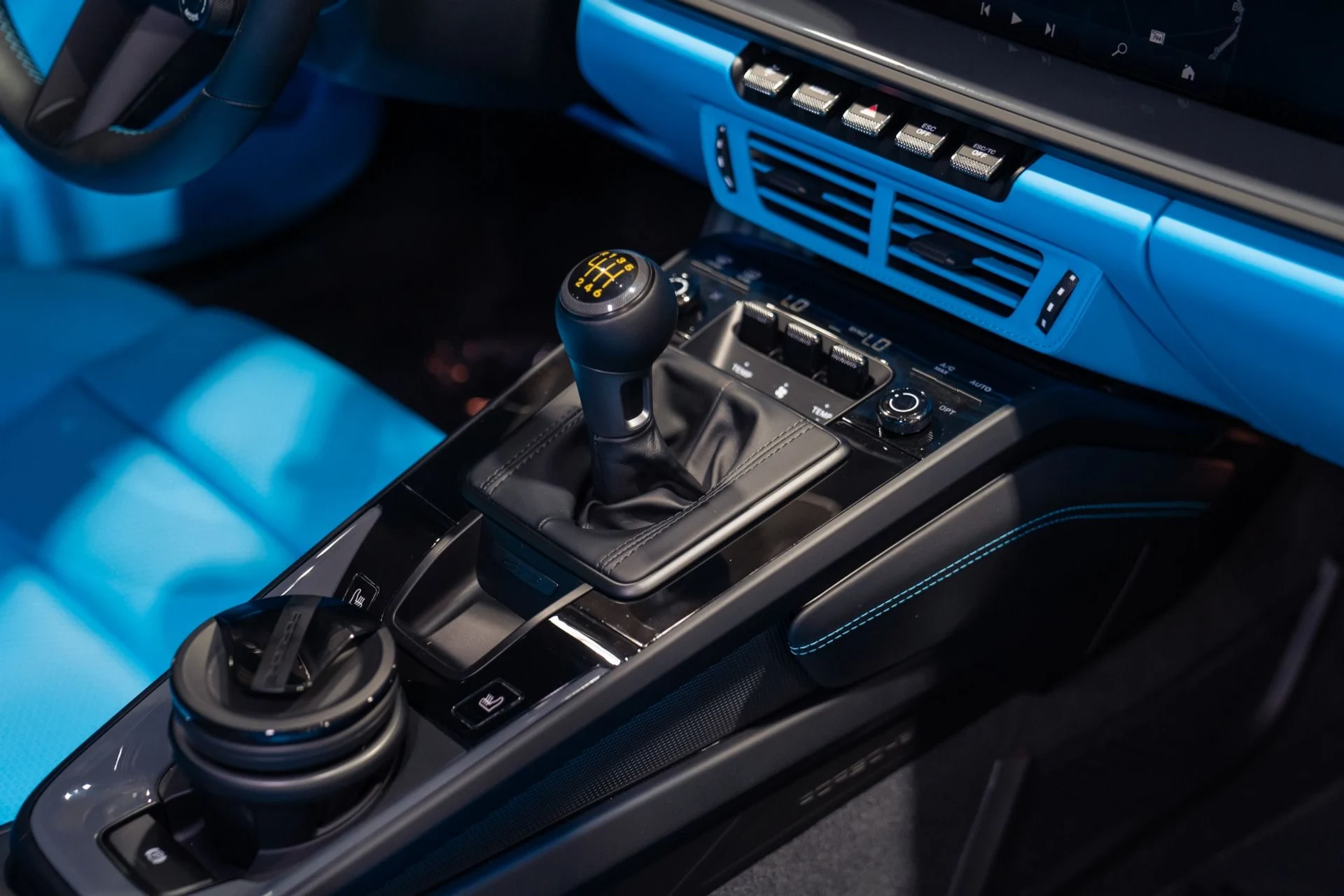 mph041_3266942690_Used_2026_Porsche_911_GT_3_Touring_Manual_Full_Riviera_Blue_Interior_1788905401_5b501053fc