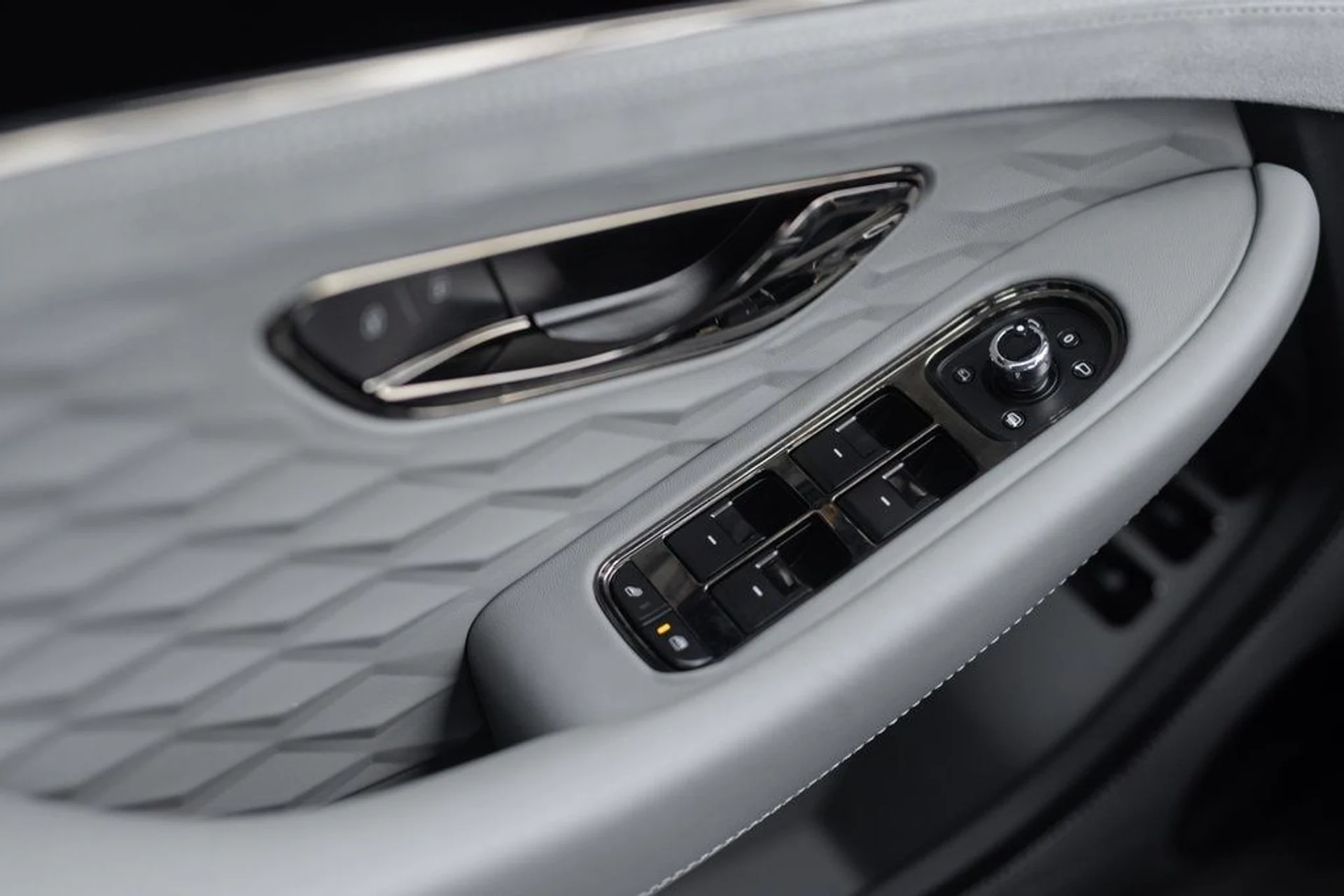 mph041_3271520083_a72b6aae0620ee3ad57e625f4842e705x_9163d0db9d