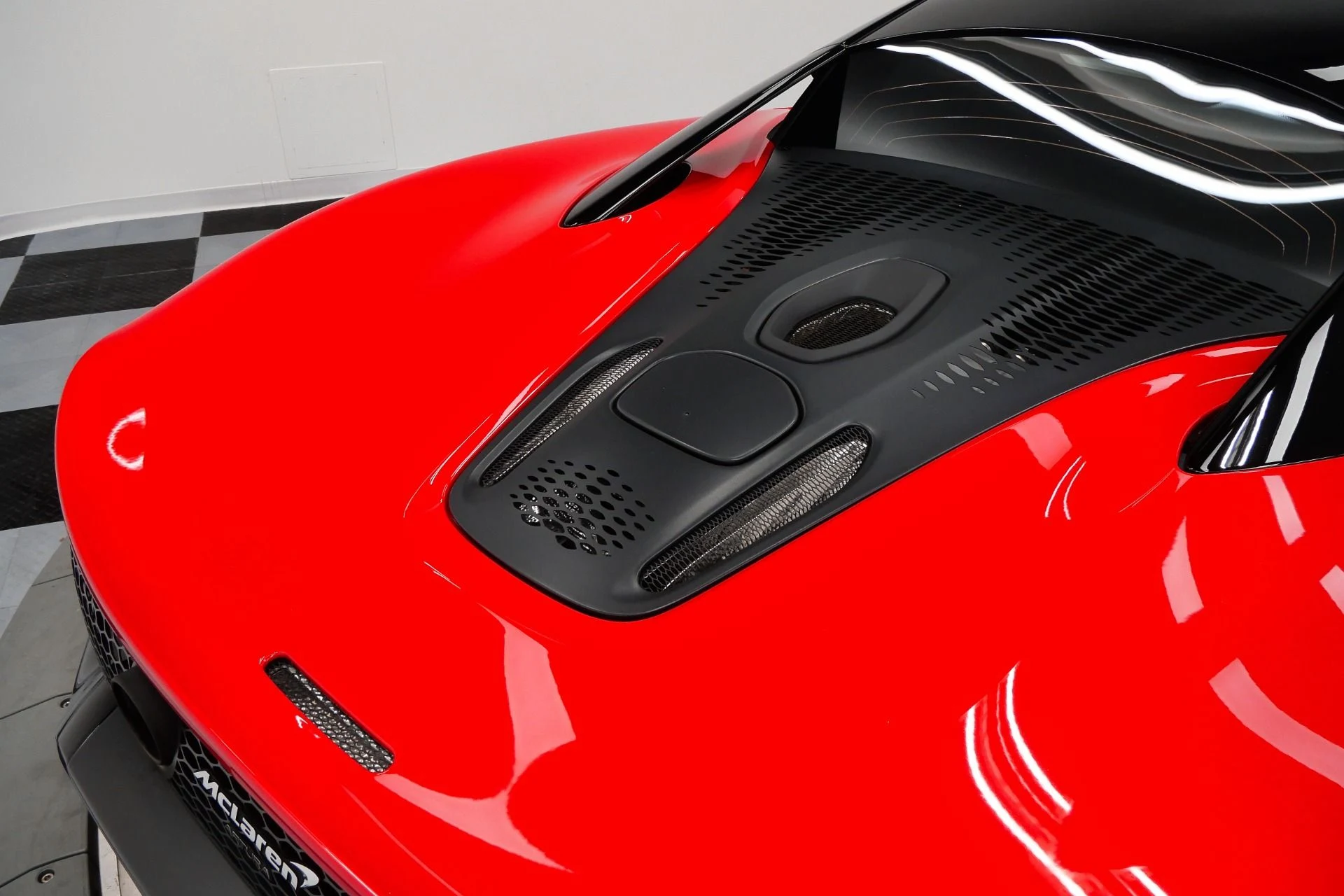 mph041_3271745333_Used_2024_Mc_Laren_Artura_Performance_Spec_Technology_Pack_1775235368_76edcabaa2