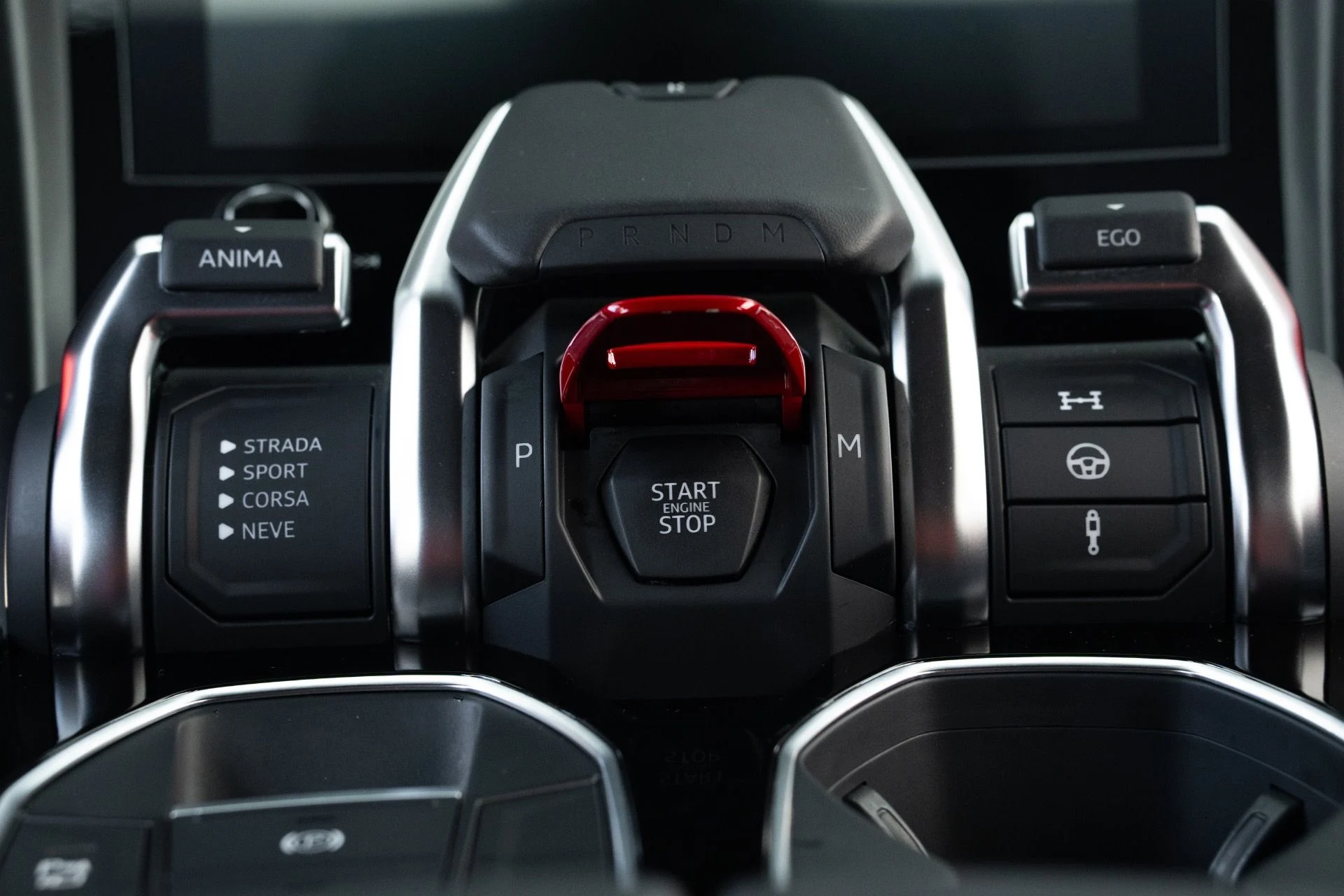 mph041_3293030503_Used_2023_Lamborghini_Urus_S_1771018680_98468ce696