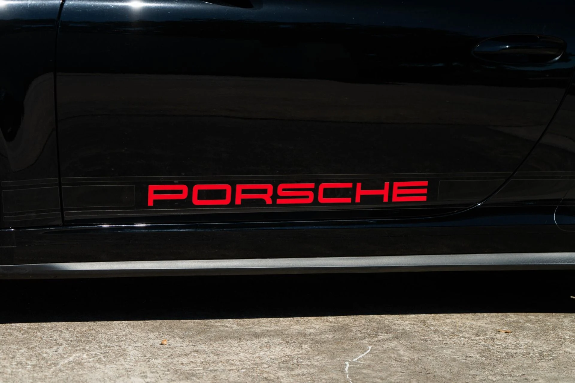 mph041_3294262911_Used_2018_Porsche_911_GT_3_Touring_1787008585_60b2f091ef