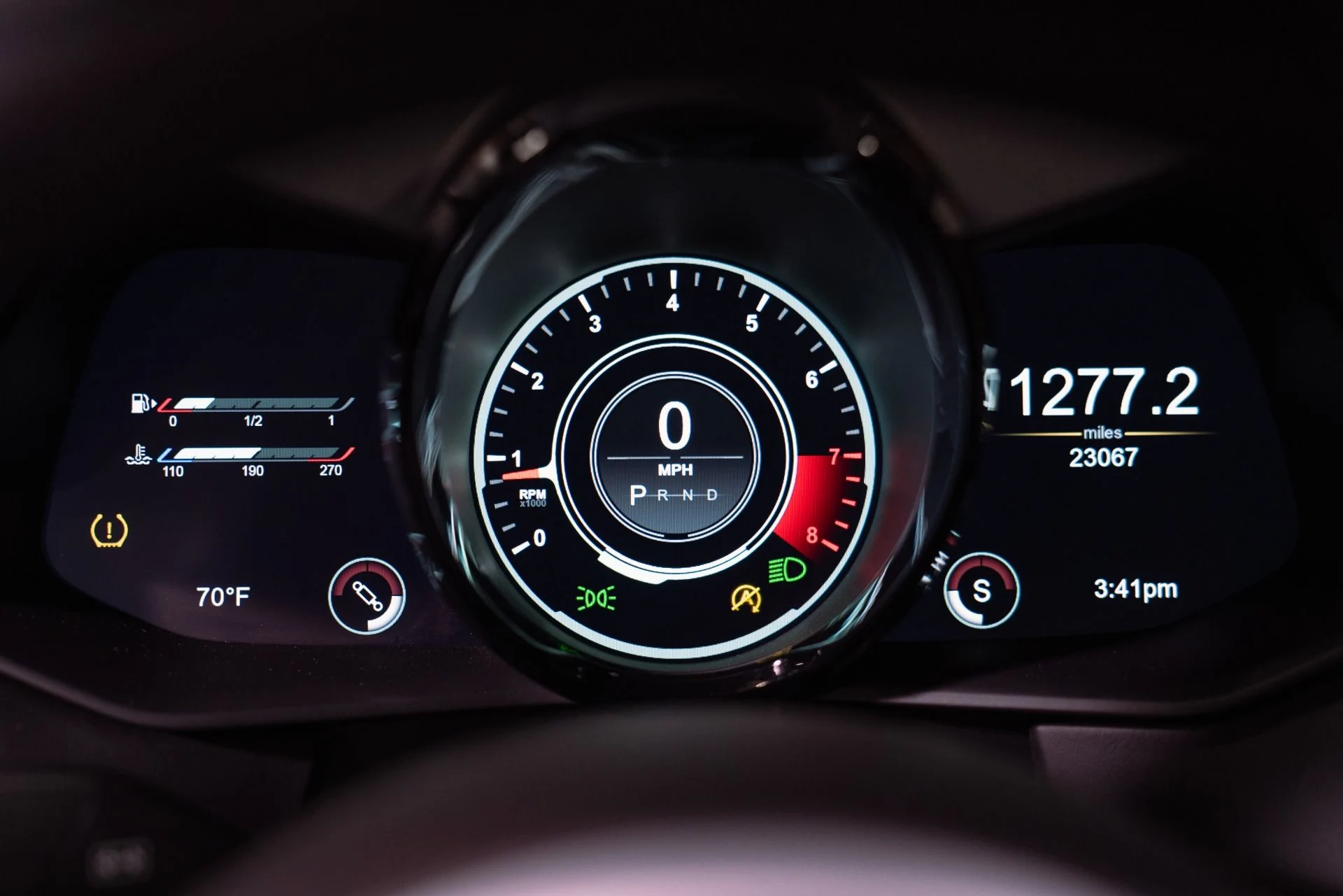 mph041_3303124180_Used_2019_Aston_Martin_Vantage_1792797785_8dd7c47246