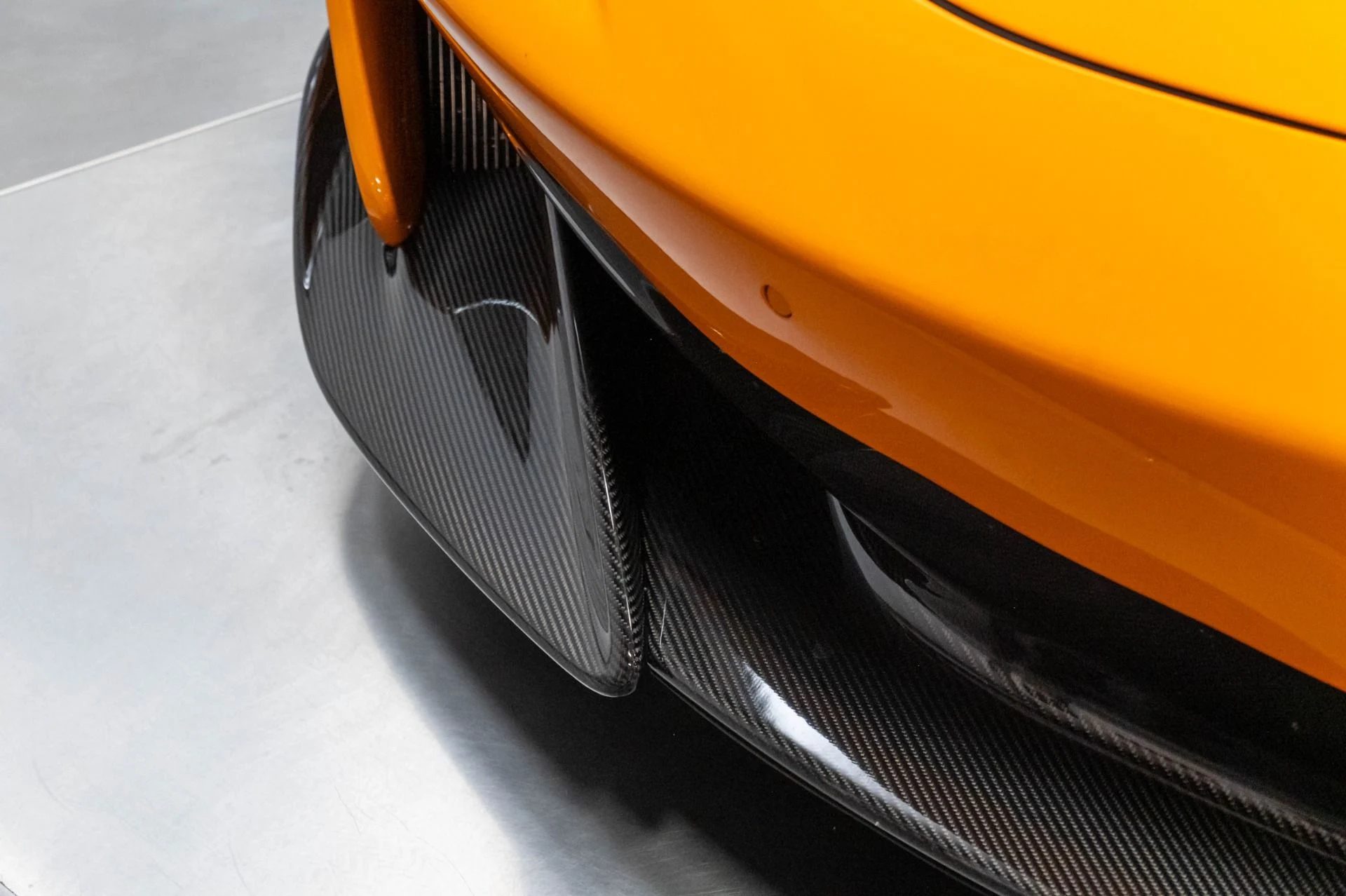 mph041_3313033310_Used_2019_Mc_Laren_600_LT_1787778604_ea18b1fbde