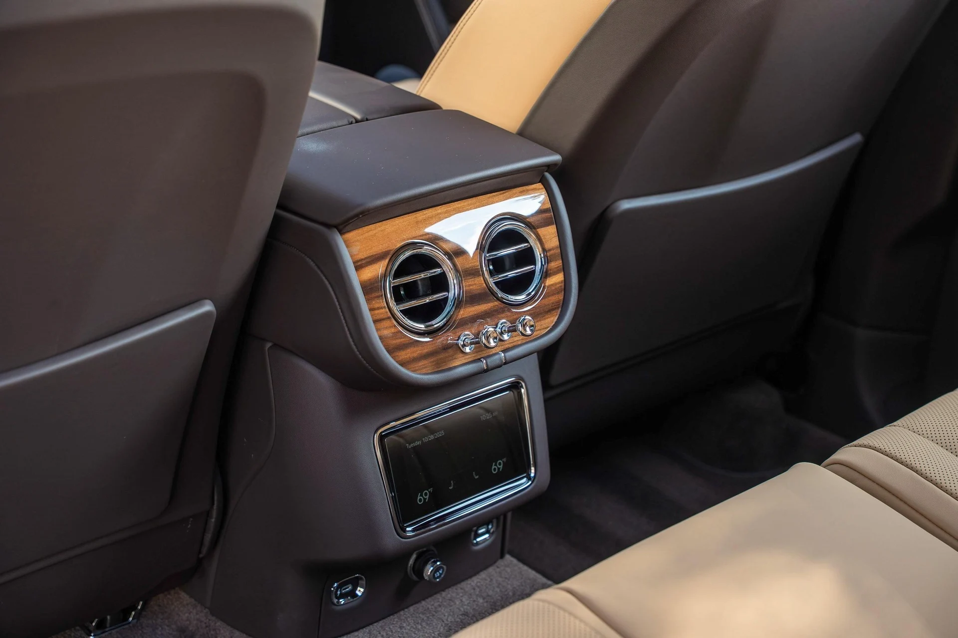 mph041_3322282000_458241672_6903b3be0a044fad19f2ba1d_0fd94b665d