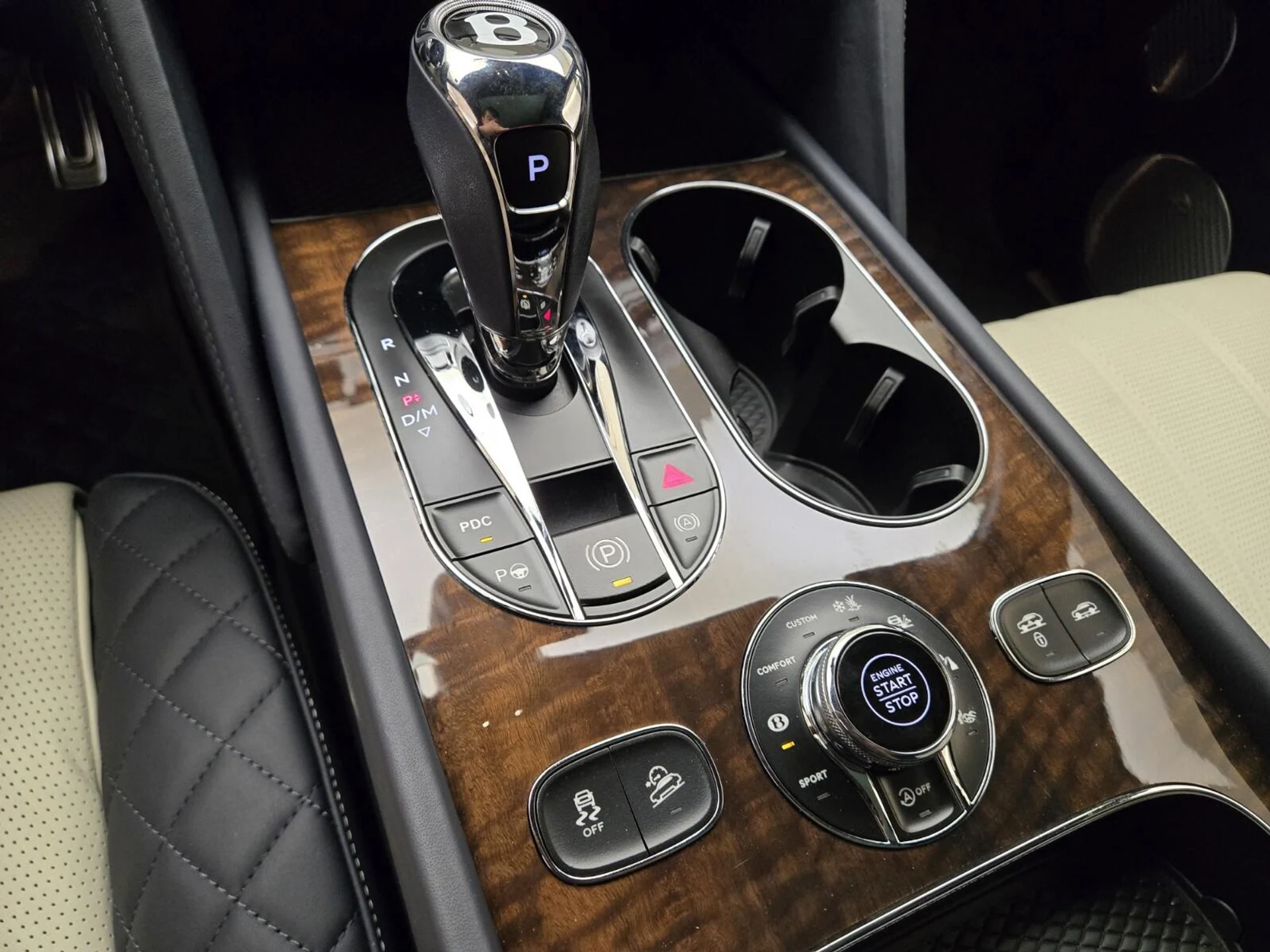 mph041_334143935_Used_2018_Bentley_Bentayga_1760597671_39a0fe576e