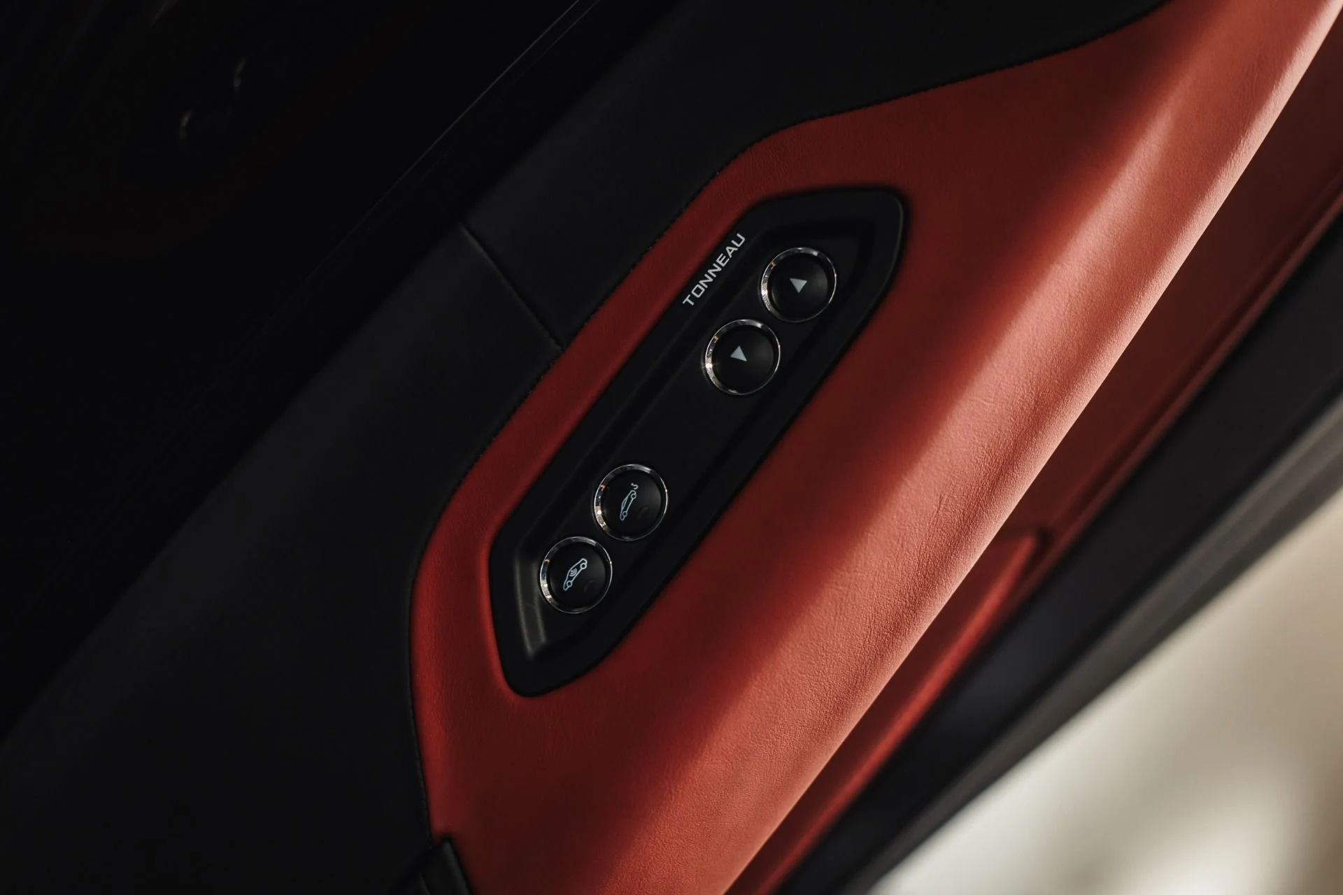 mph041_3343535479_Used_2024_Mc_Laren_750_S_Spider_450000_MSRP_Tasteful_Modifications_1775790884_05f1e616a4