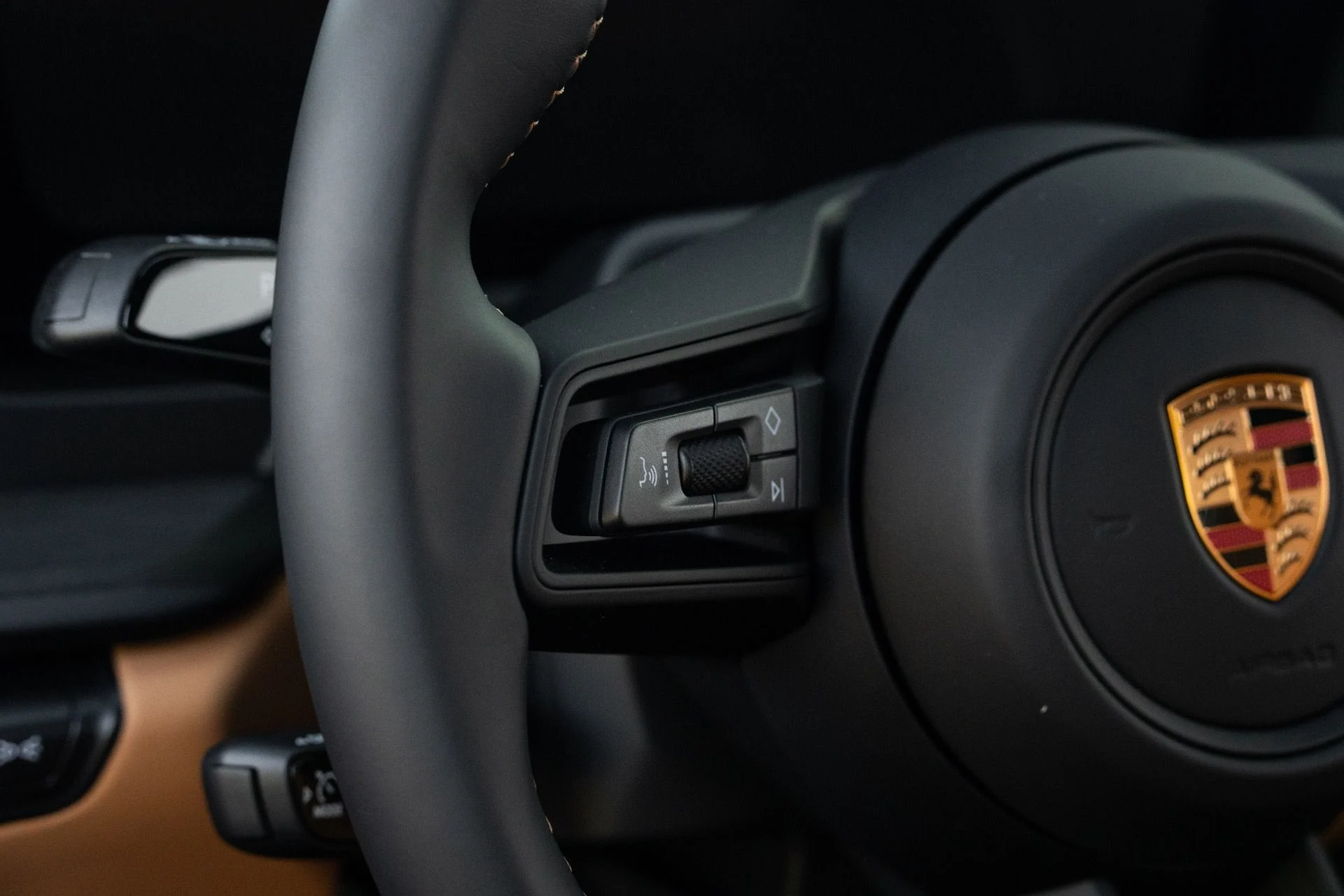 mph041_3352672703_Used_2026_Porsche_911_GT_3_Touring_1770143984_f9762f3f05