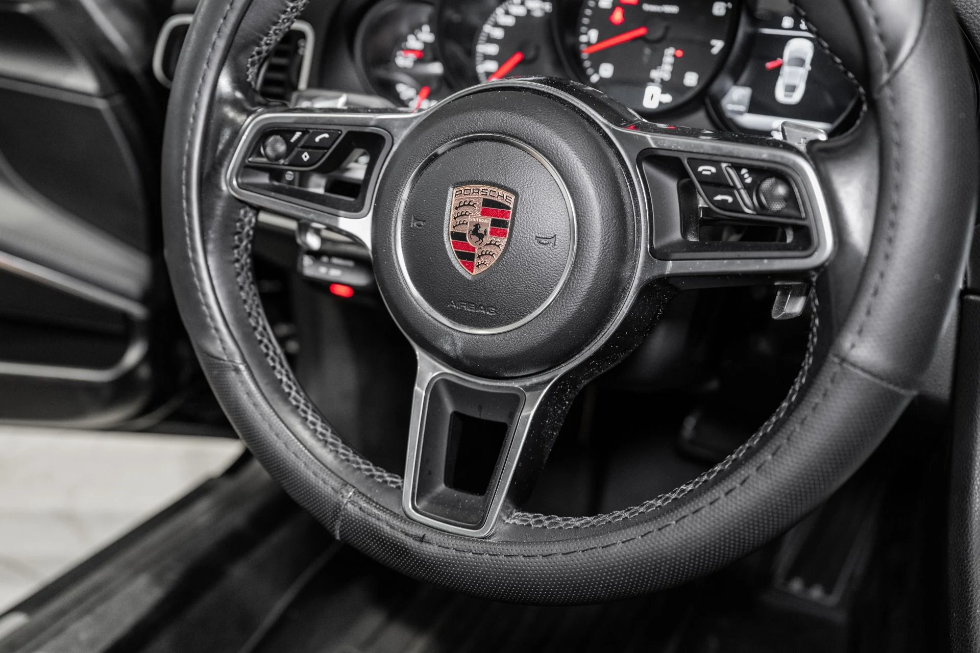 mph041_3365040393_Used_2017_Porsche_911_1779894493_b2ec780824