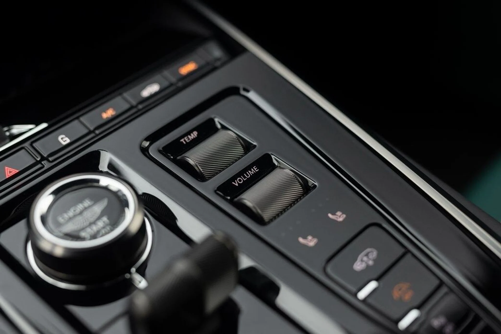 mph041_3374148150_7e755f3160d927f0f50368d142a6c21cx_74f3879b12