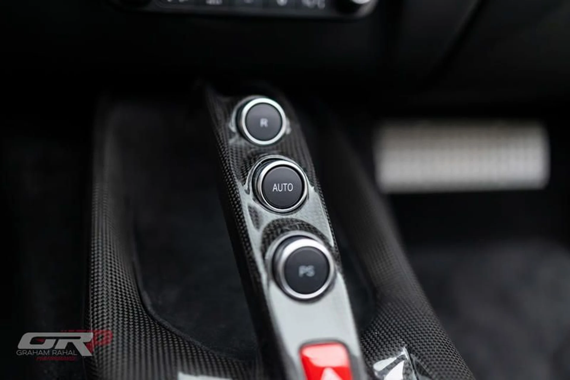 mph041_3378938848_214709_D8_3_C8_C_4615_850_A_A48_C4_D99_F70_B_e3f0d79f56