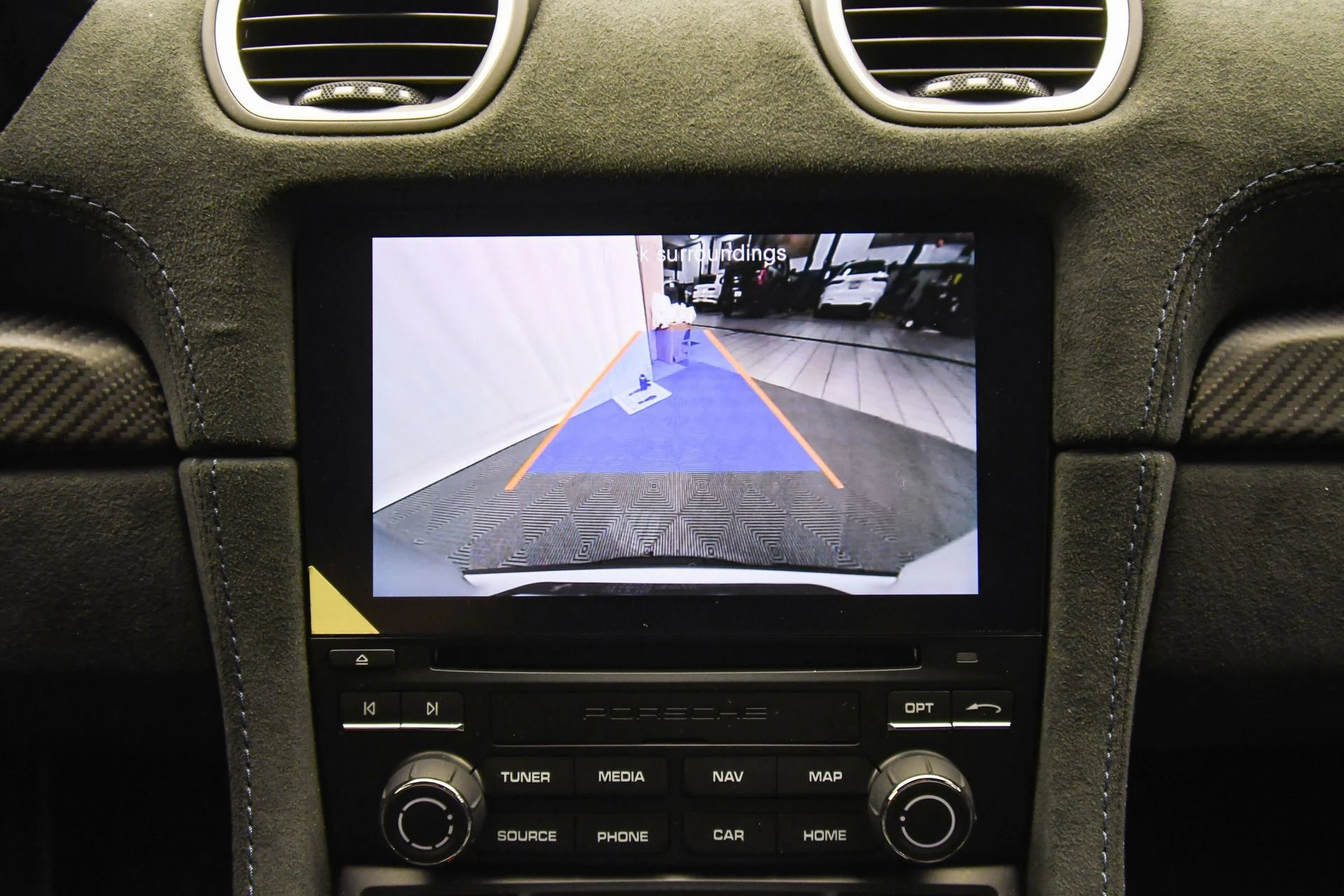 mph041_3384181299_ae8c7498bbd44dacb910fc001f9ce614_dc693bbe30