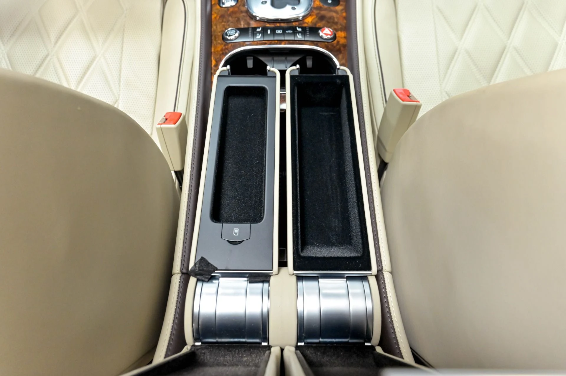 mph041_3402372054_Used_2015_Bentley_Flying_Spur_W12_1784214578_befd65a637